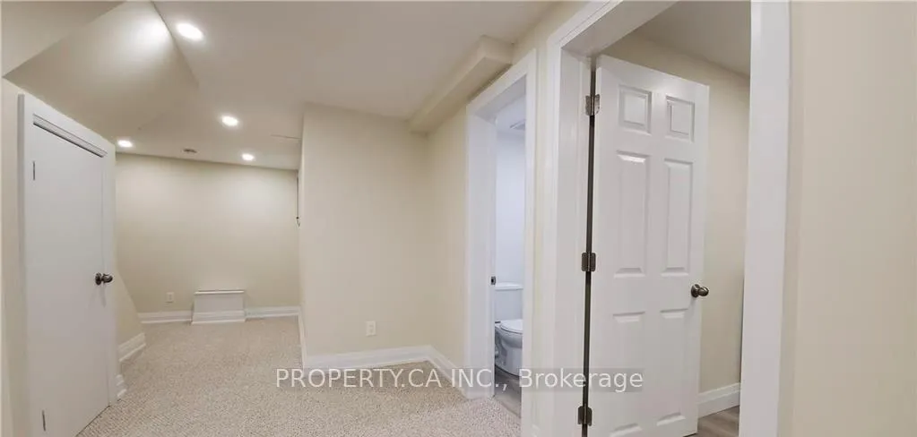 Photo 23 of 43 Barrett Crescent, Barrie, Letitia Heights — HOMEH