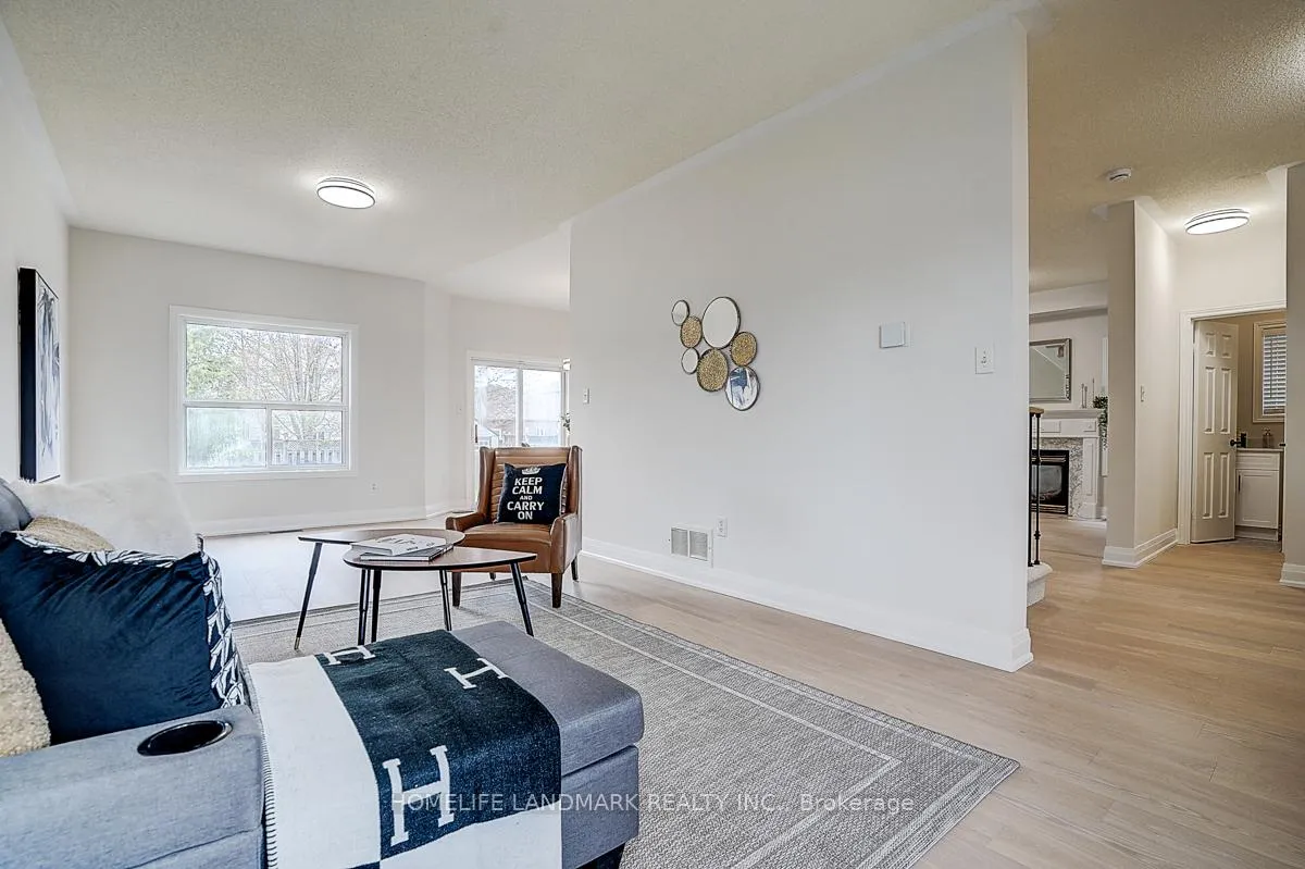 Photo 5 of 20 Joseph Crescent, Barrie, Painswick South — HOMEH