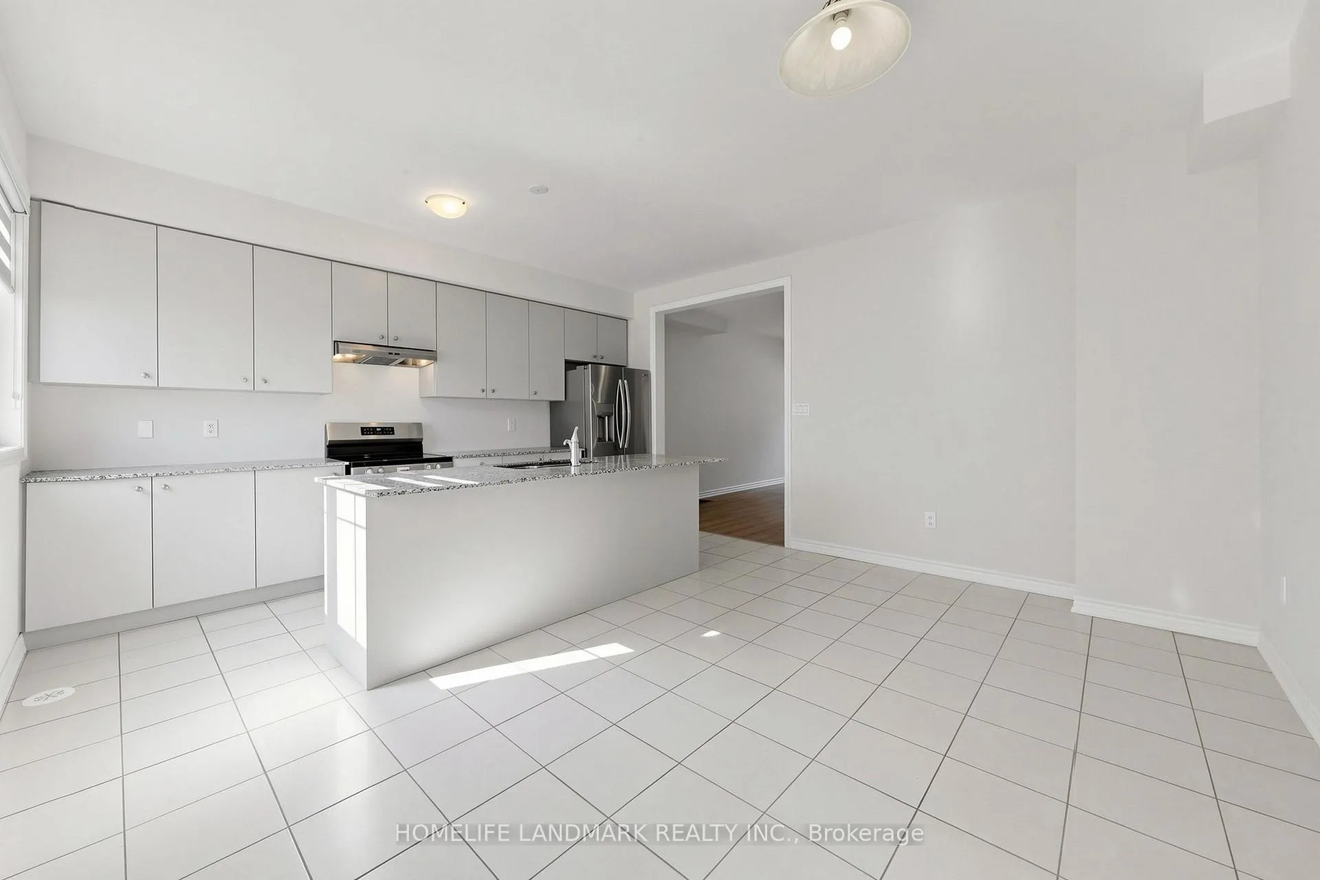 Photo 10 of 69 Main Street S, Markham, Vinegar Hill — HOMEH