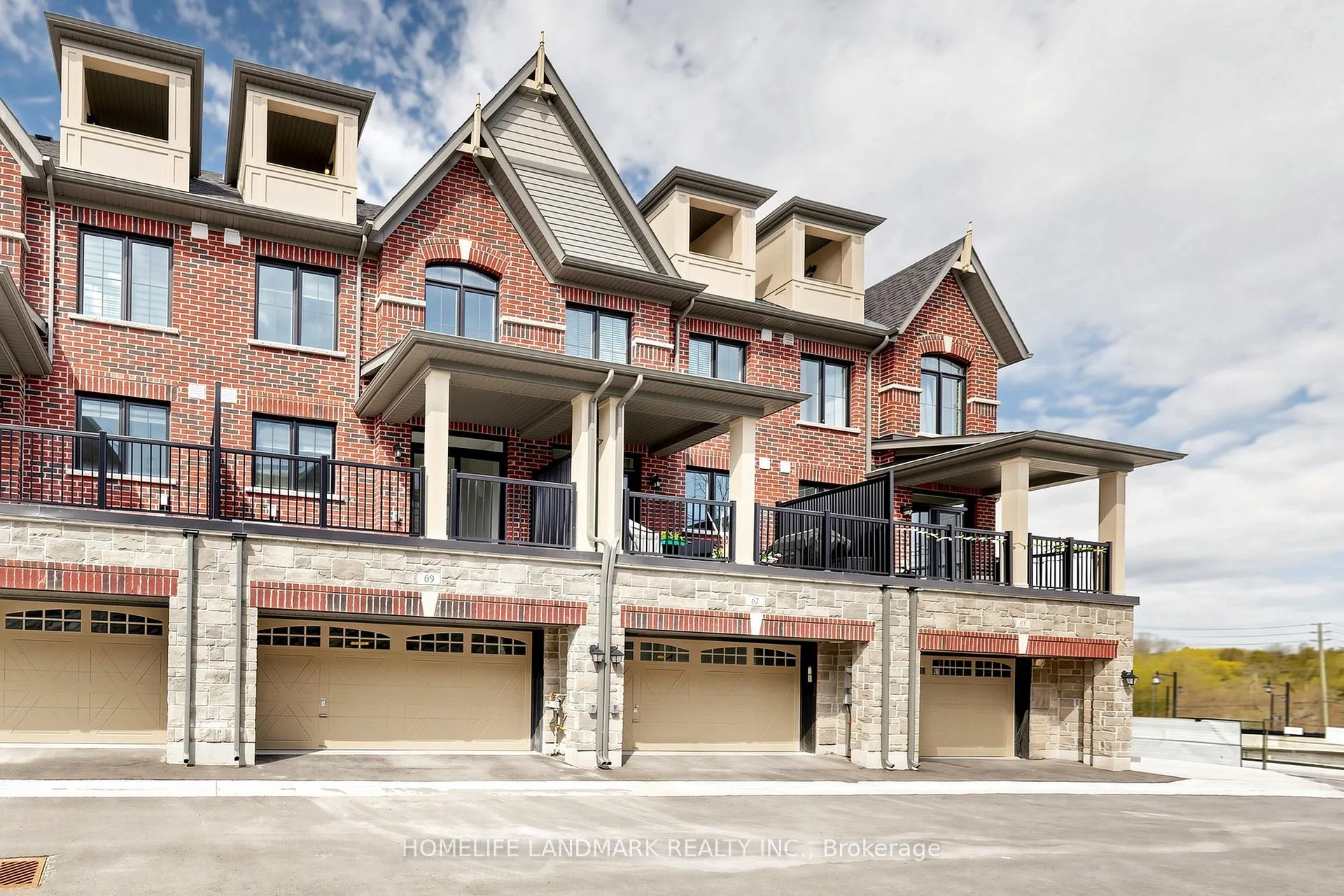 Photo 49 of 69 Main Street S, Markham, Vinegar Hill — HOMEH