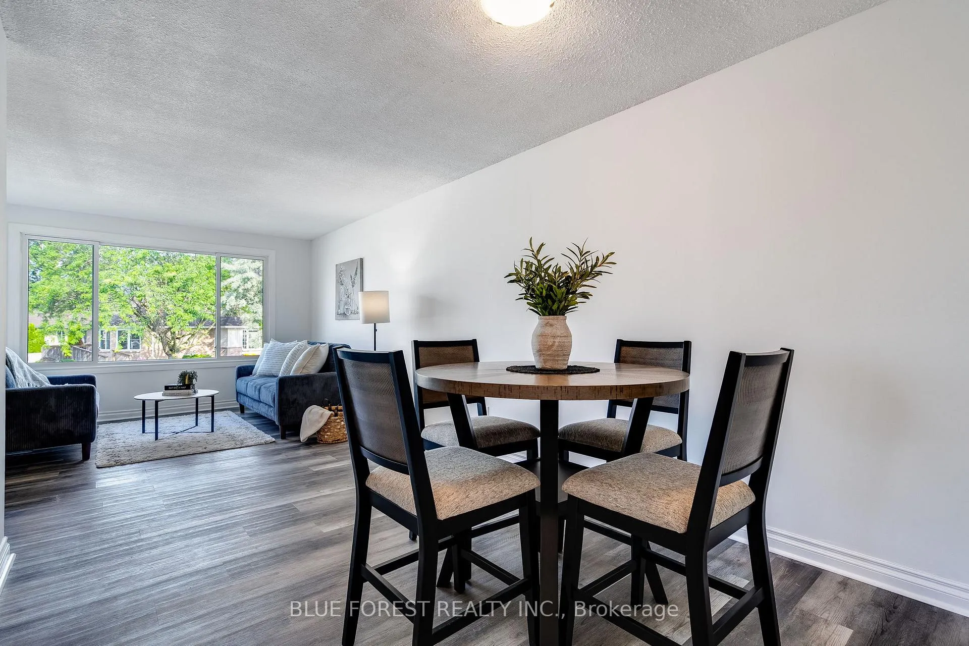 Photo 5 of 69 Bridlepath Road, Chatham-Kent, Blenheim — HOMEH