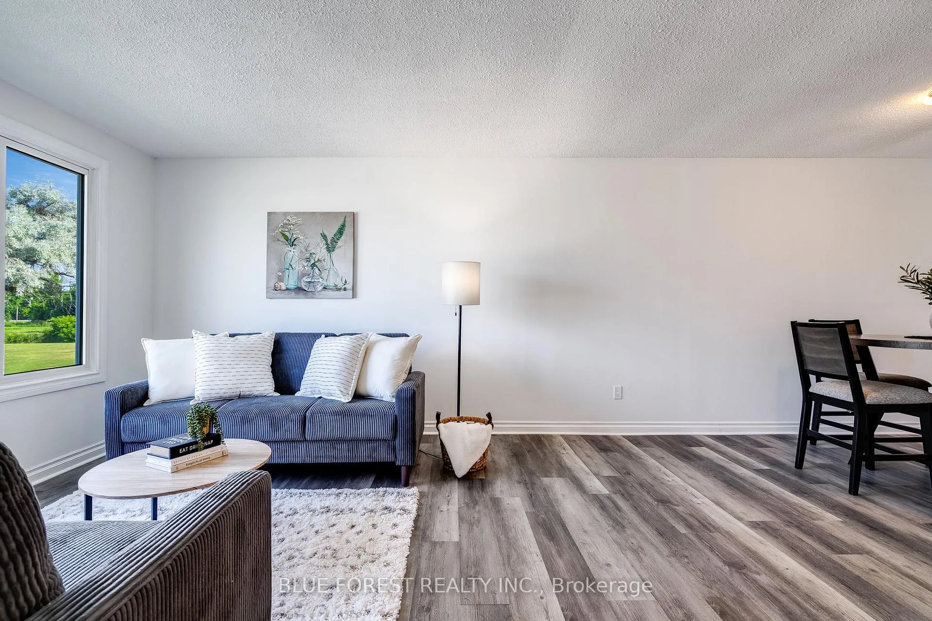 Photo 7 of 69 Bridlepath Road, Chatham-Kent, Blenheim — HOMEH