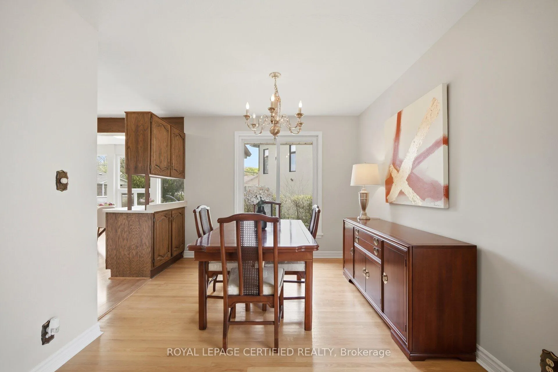 Photo 9 of 34 Warbeck Place, Etobicoke, Kingsview Village-The Westway — HOMEH