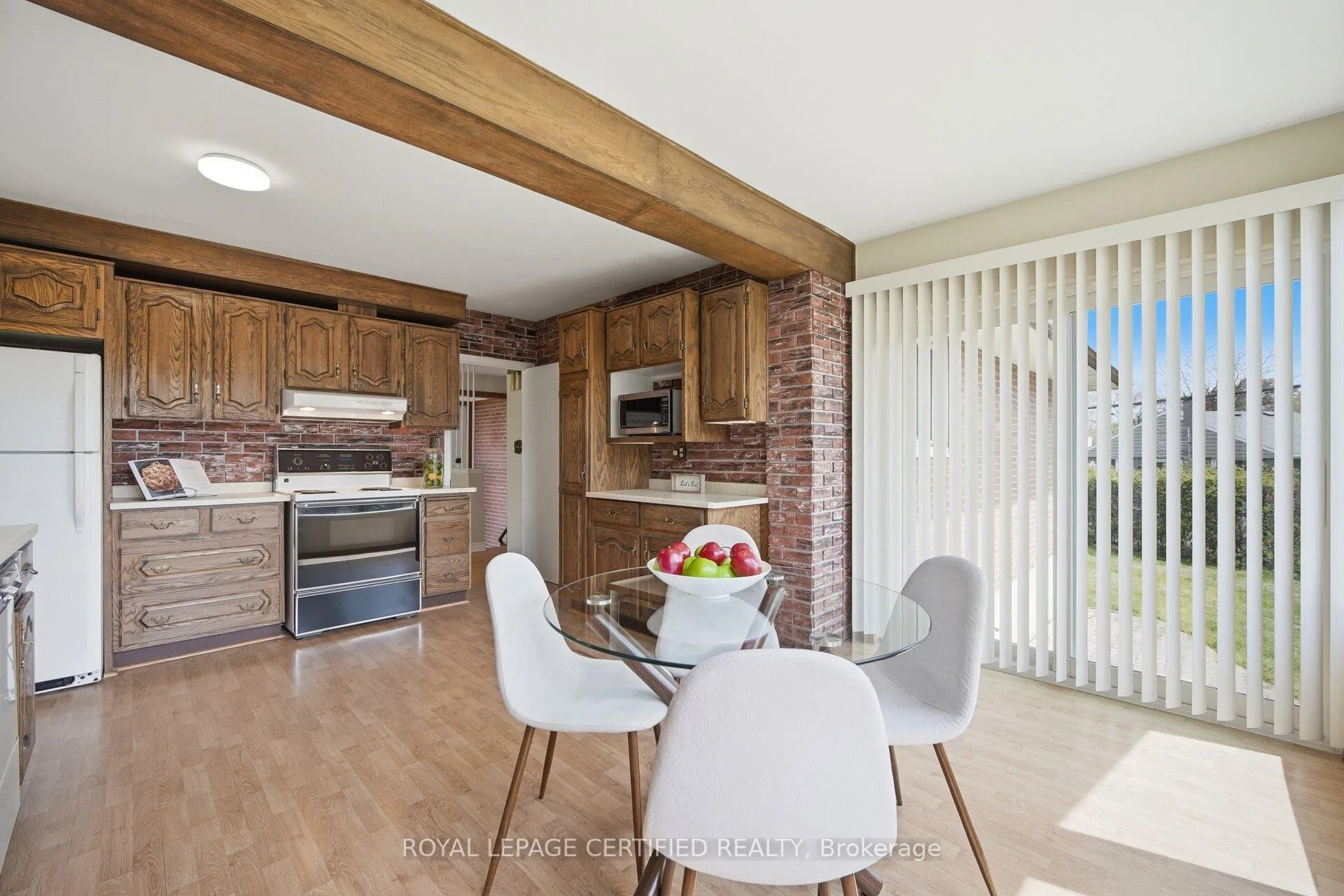 Photo 15 of 34 Warbeck Place, Etobicoke, Kingsview Village-The Westway — HOMEH