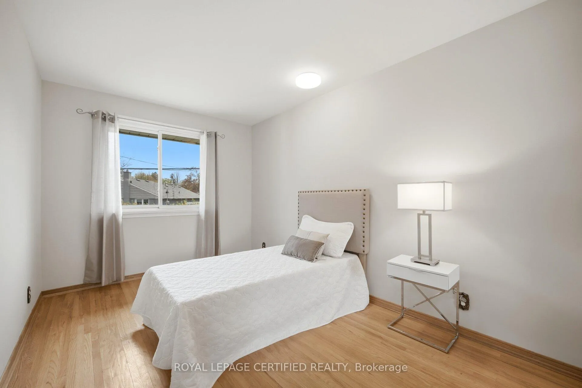 Photo 20 of 34 Warbeck Place, Etobicoke, Kingsview Village-The Westway — HOMEH