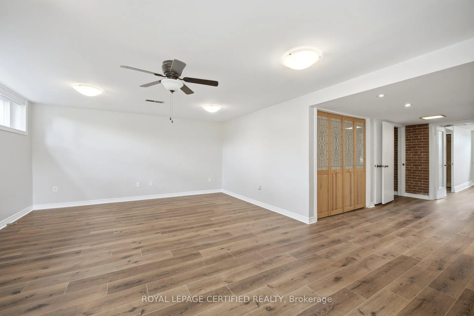 Photo 28 of 34 Warbeck Place, Etobicoke, Kingsview Village-The Westway — HOMEH