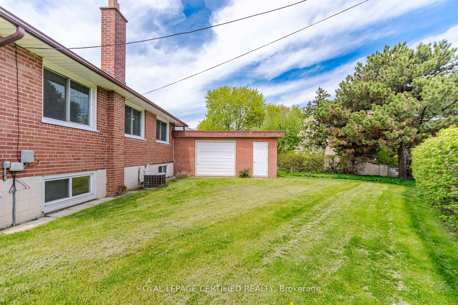 Photo 40 of 34 Warbeck Place, Etobicoke, Kingsview Village-The Westway — HOMEH