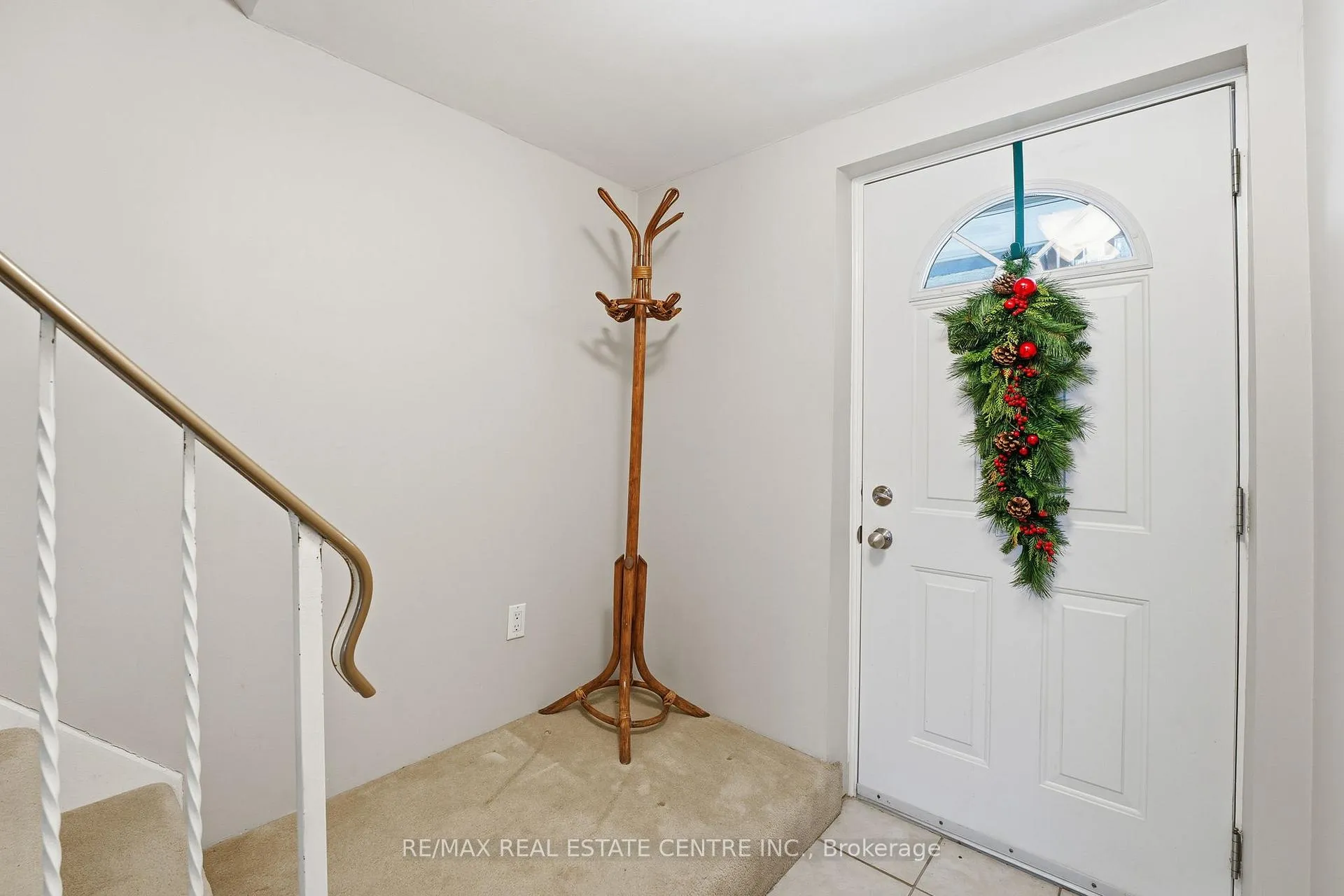 Photo 5 of Unit 74, 30 Green Valley Drive, Kitchener, Pioneer Park — HOMEH