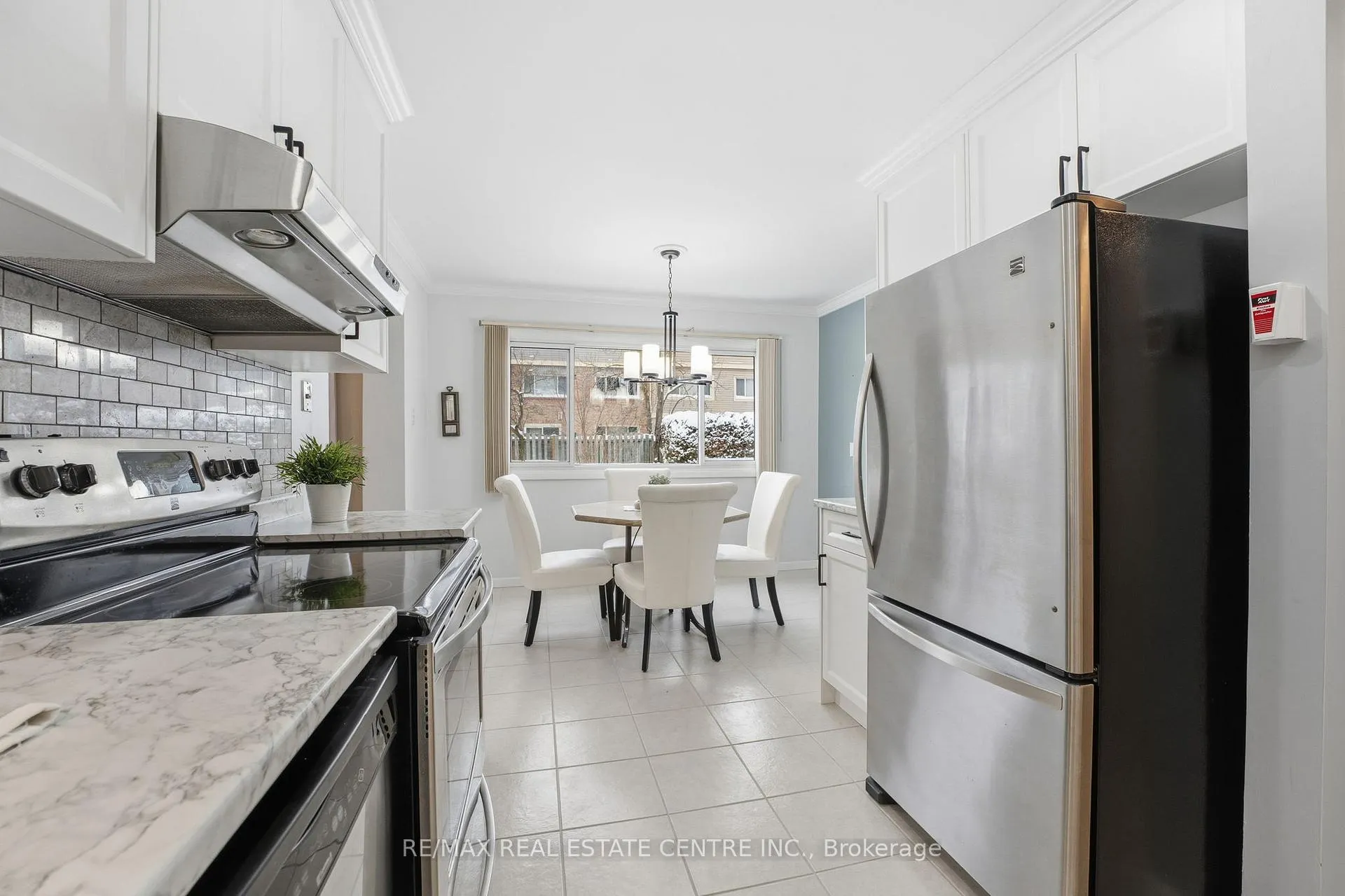 Photo 12 of Unit 74, 30 Green Valley Drive, Kitchener, Pioneer Park — HOMEH