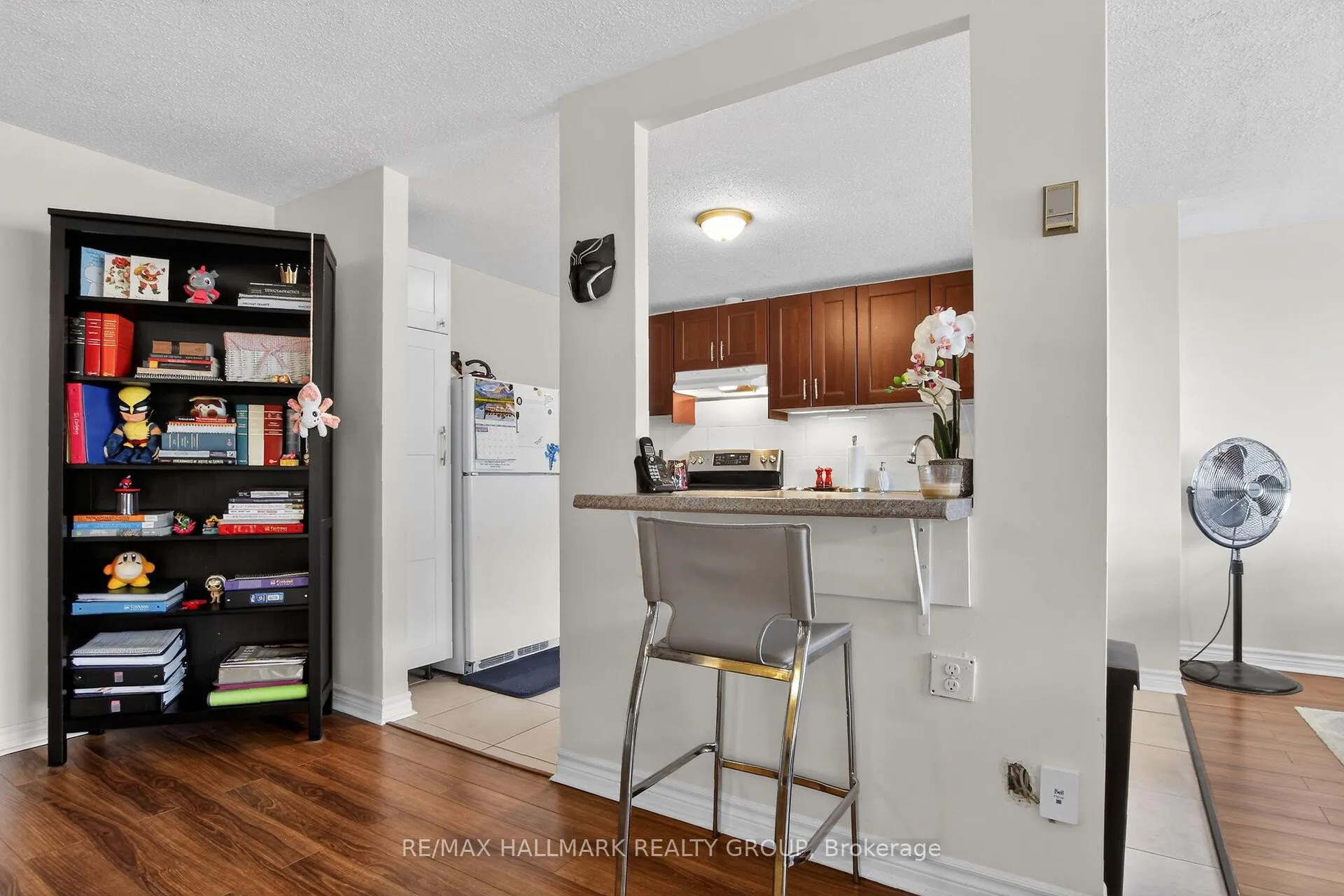 Photo 19 of Unit 803, 1465 Baseline Road, Ottawa, Copeland Park — HOMEH
