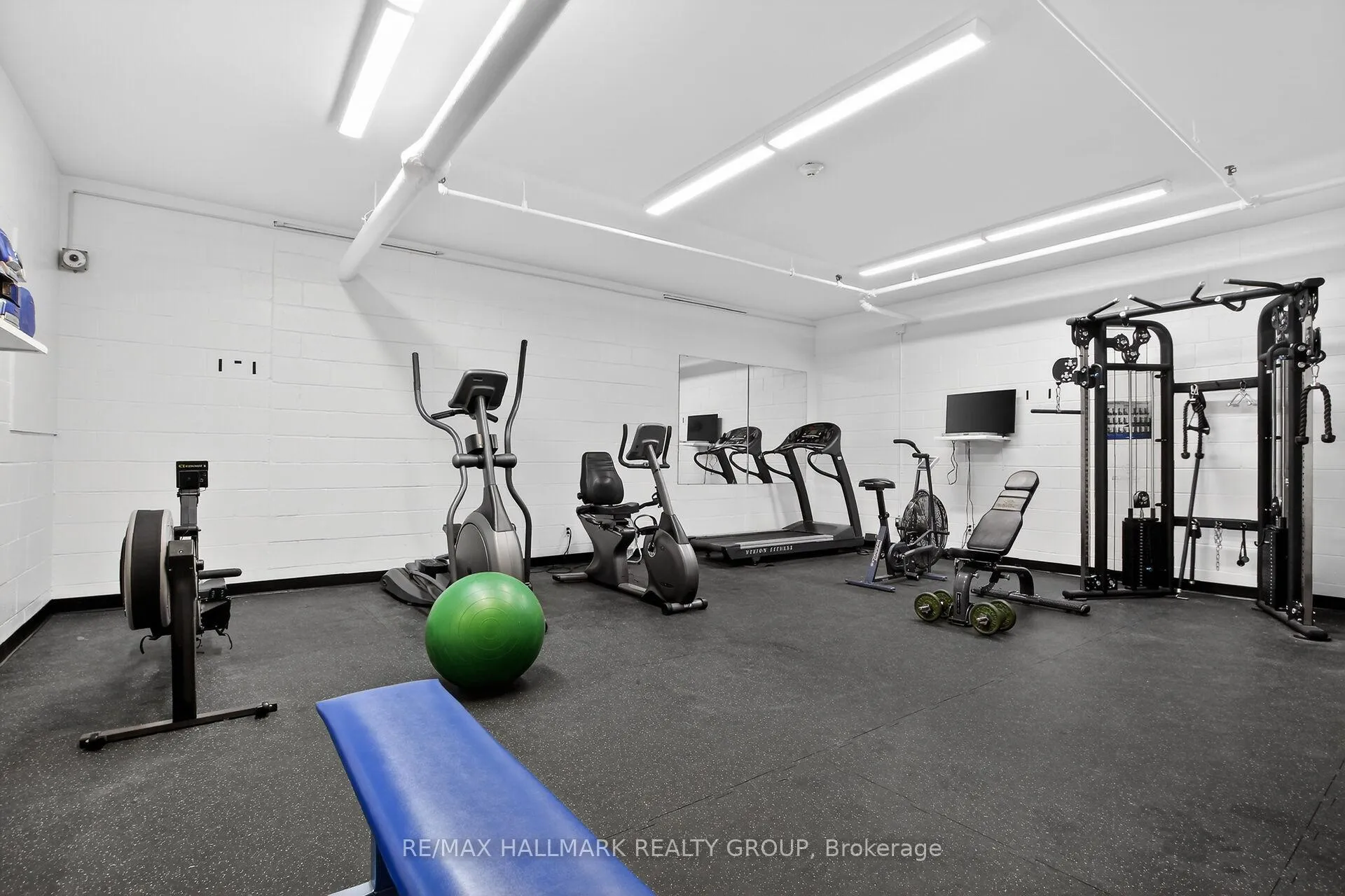 Photo 34 of Unit 803, 1465 Baseline Road, Ottawa, Copeland Park — HOMEH