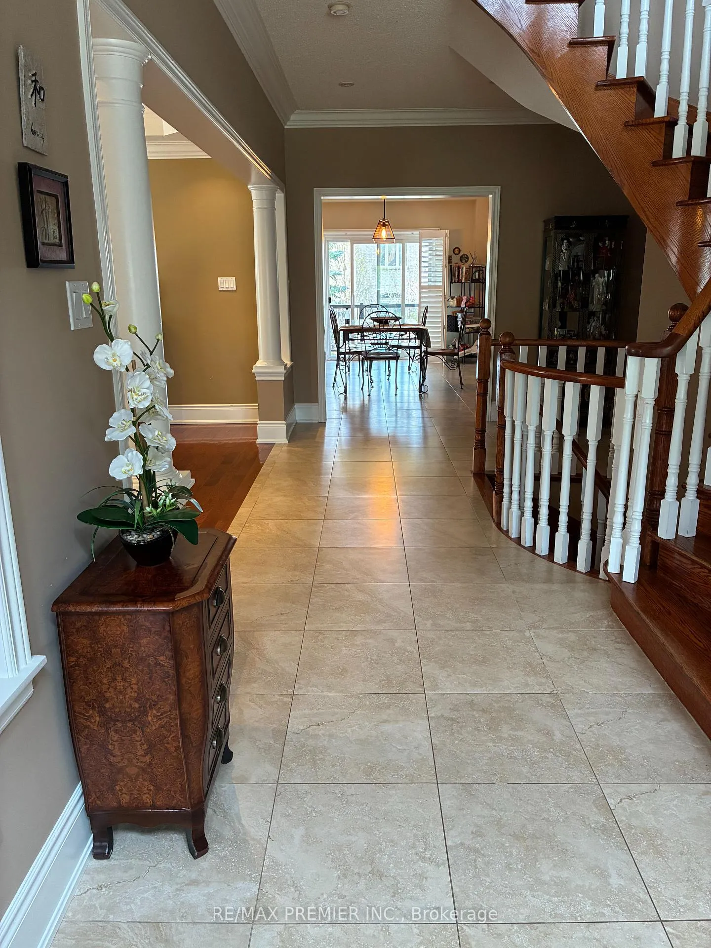 Photo 5 of 90 Siderno Crescent, Vaughan, East Woodbridge — HOMEH