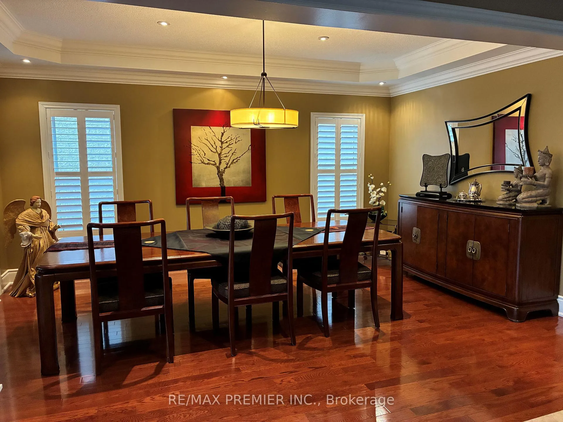 Photo 6 of 90 Siderno Crescent, Vaughan, East Woodbridge — HOMEH