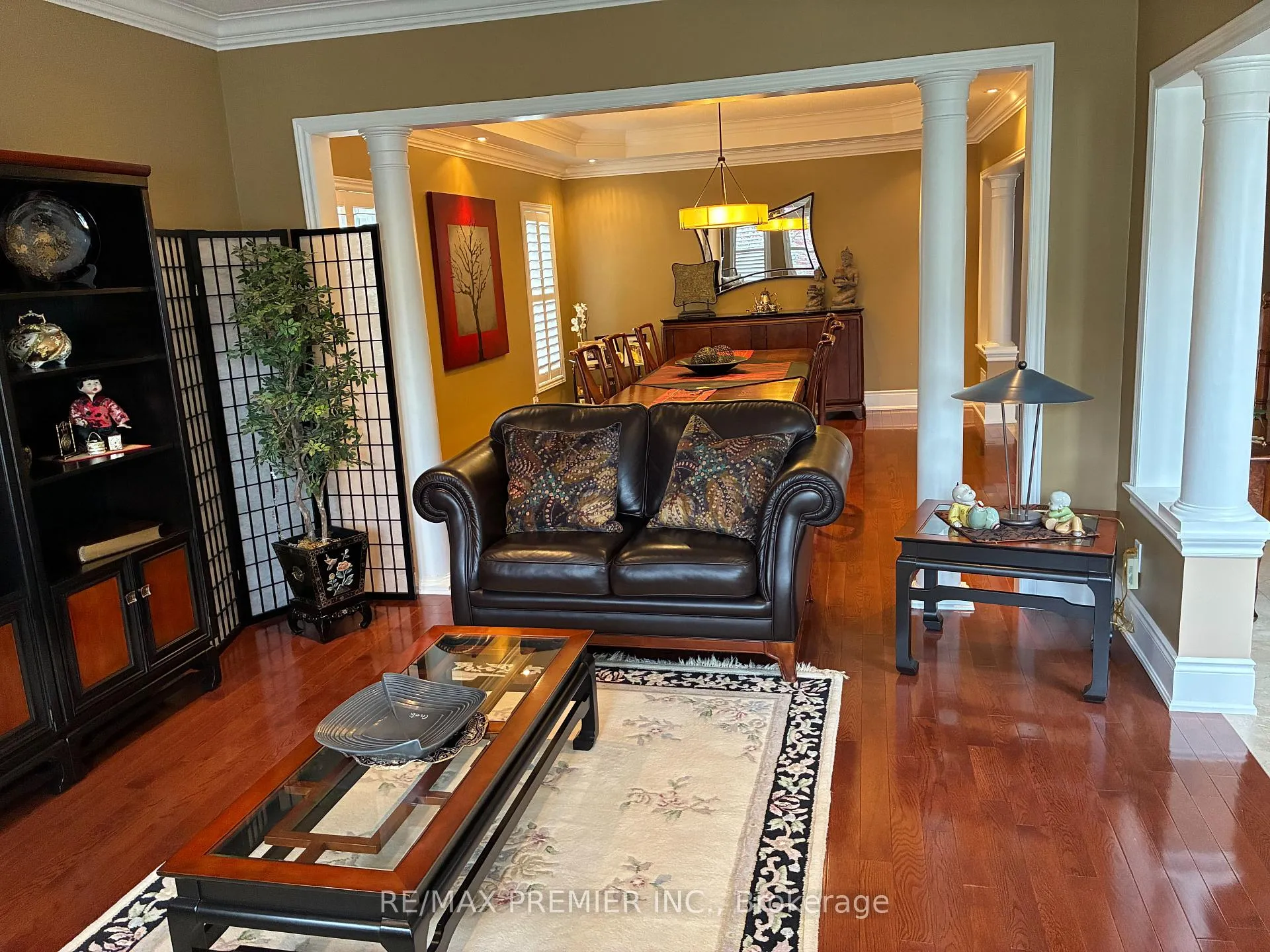 Photo 7 of 90 Siderno Crescent, Vaughan, East Woodbridge — HOMEH