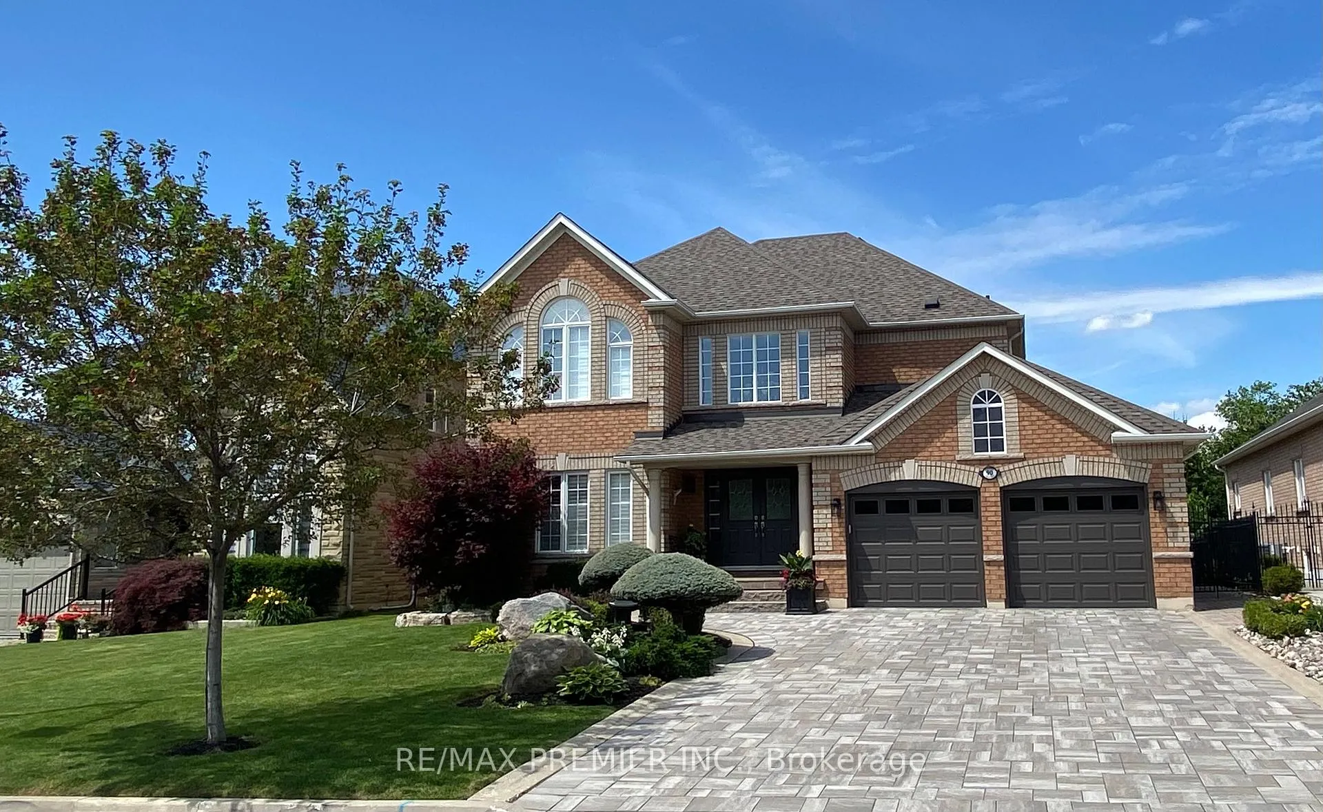 Photo 15 of 90 Siderno Crescent, Vaughan, East Woodbridge — HOMEH
