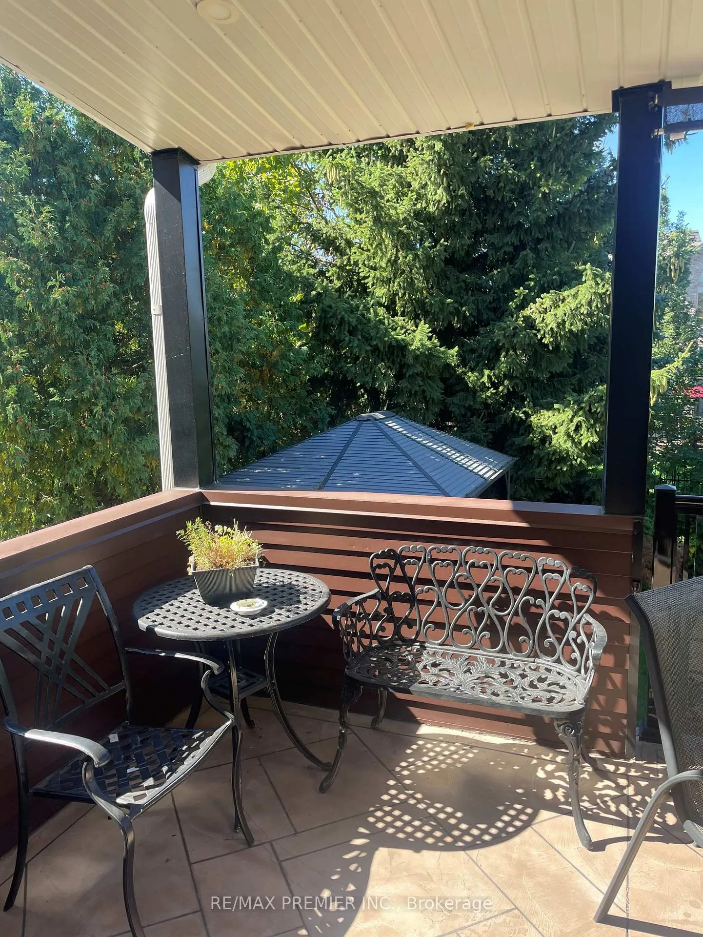 Photo 37 of 90 Siderno Crescent, Vaughan, East Woodbridge — HOMEH