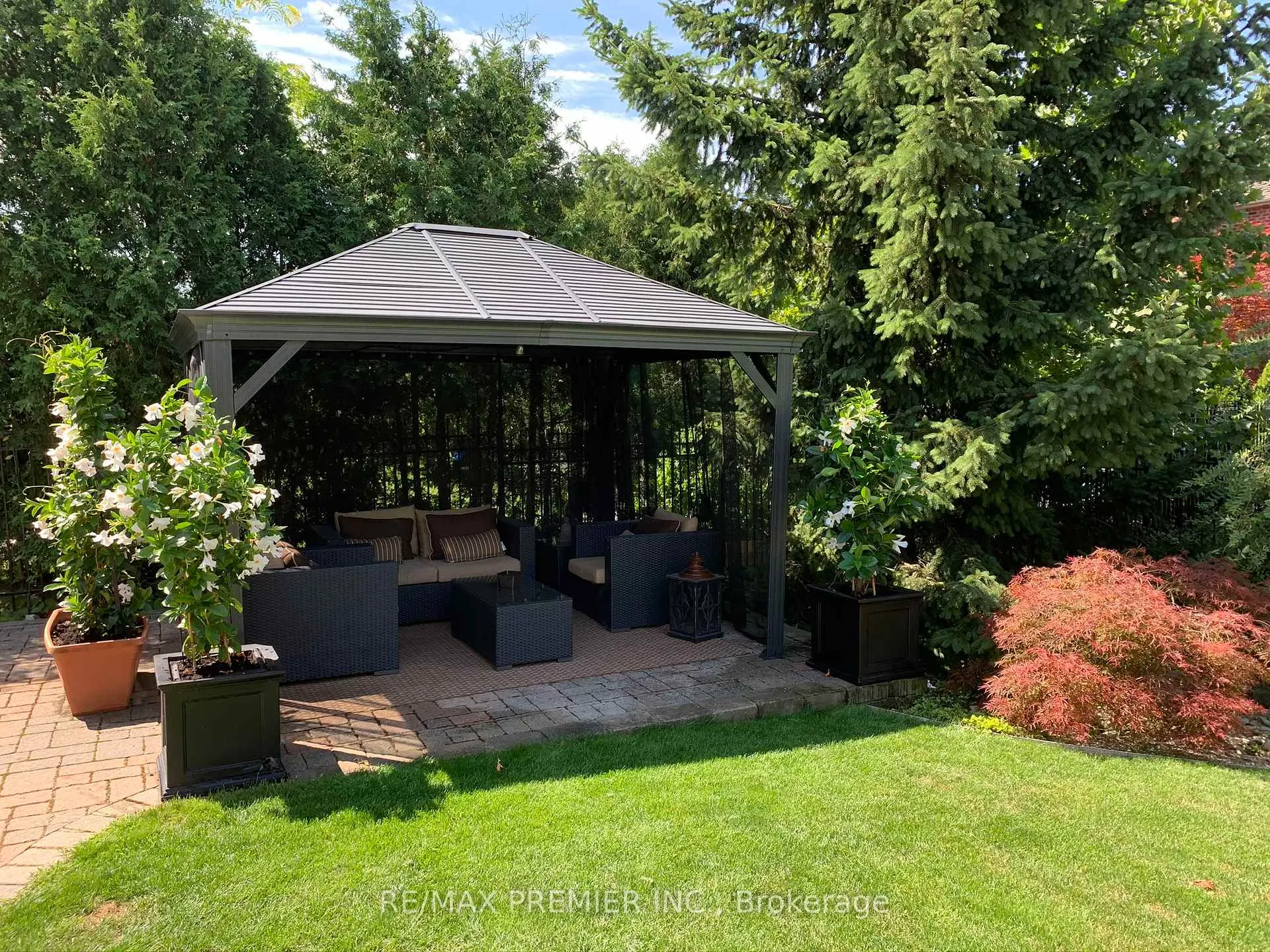 Photo 43 of 90 Siderno Crescent, Vaughan, East Woodbridge — HOMEH