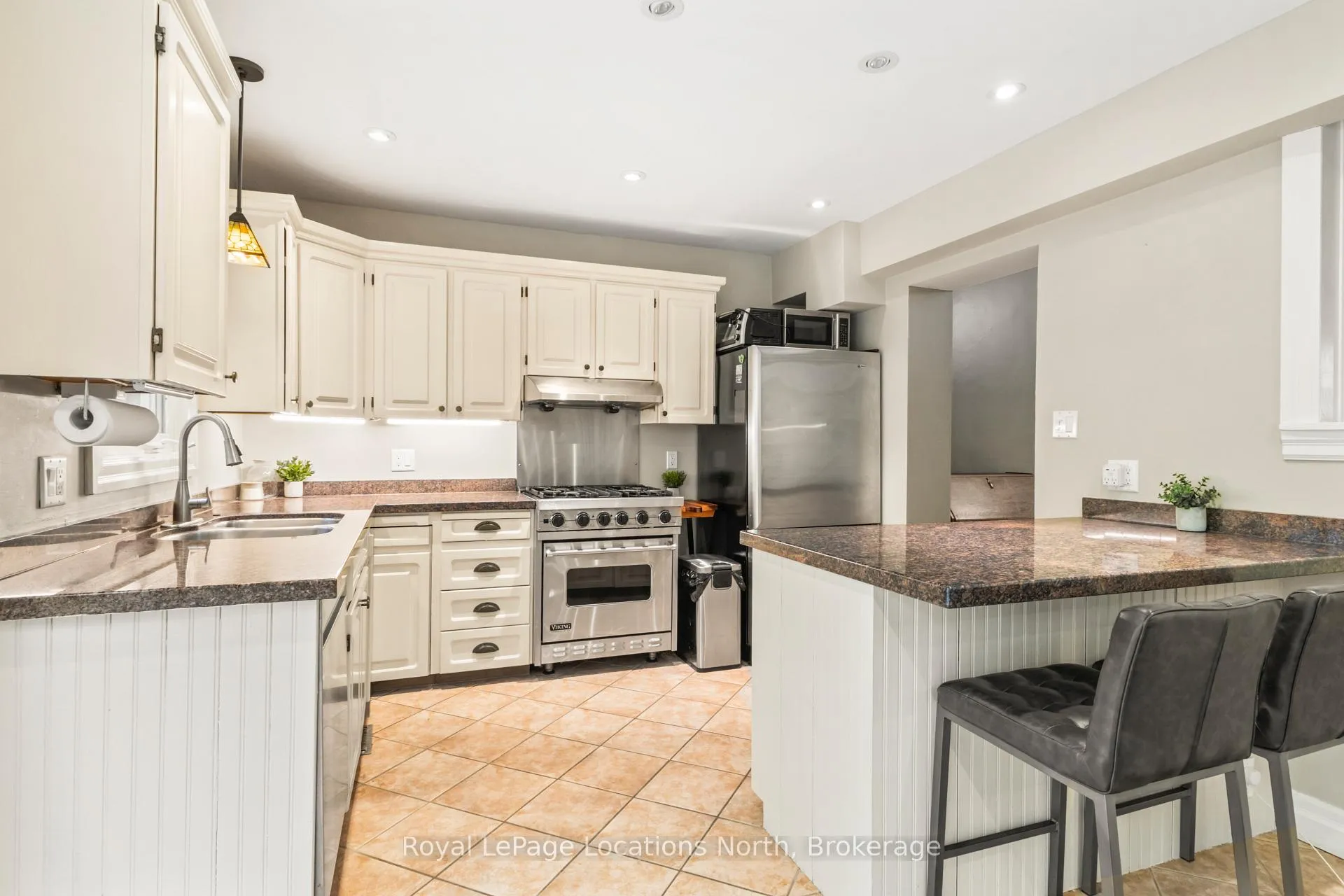Photo 11 of 1080 4th 'A' Avenue W, Owen Sound — HOMEH
