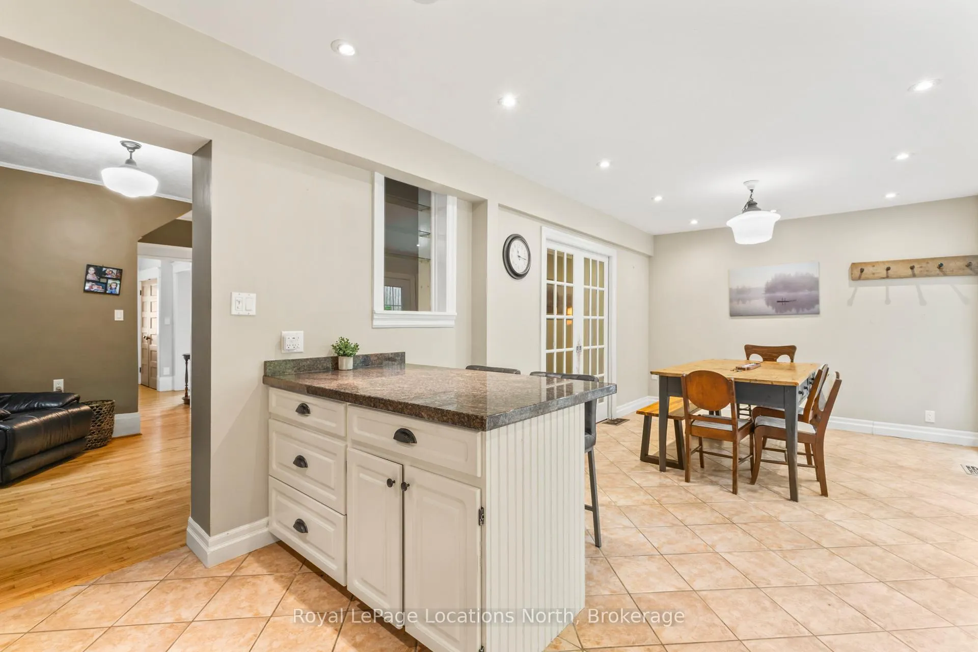 Photo 12 of 1080 4th 'A' Avenue W, Owen Sound — HOMEH