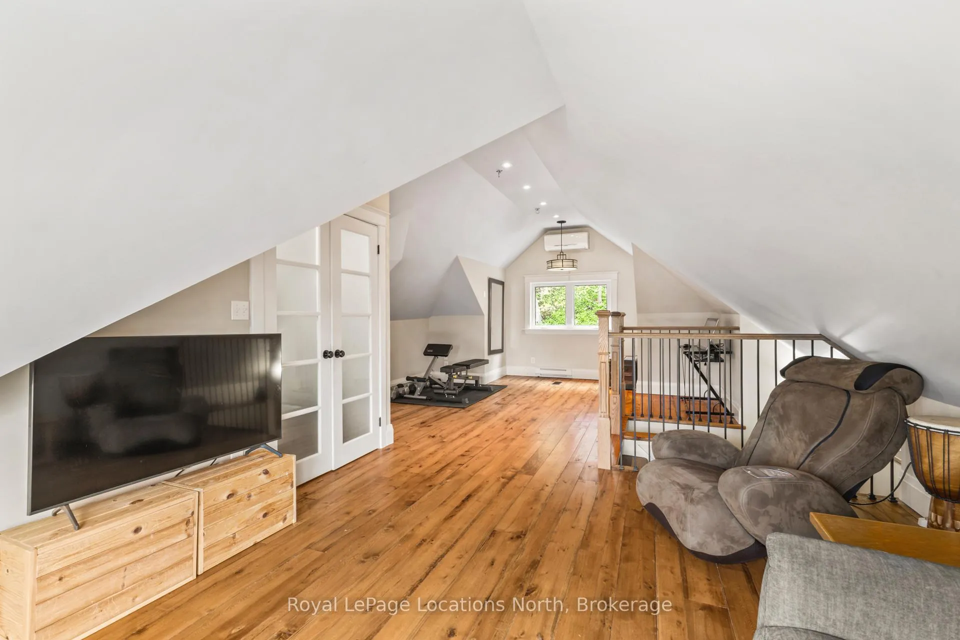 Photo 24 of 1080 4th 'A' Avenue W, Owen Sound — HOMEH