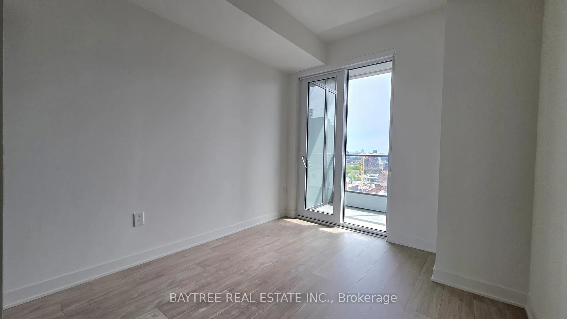 Photo 5 of Unit 1412 E, 70 Princess Street E, Toronto, Waterfront Communities — HOMEH