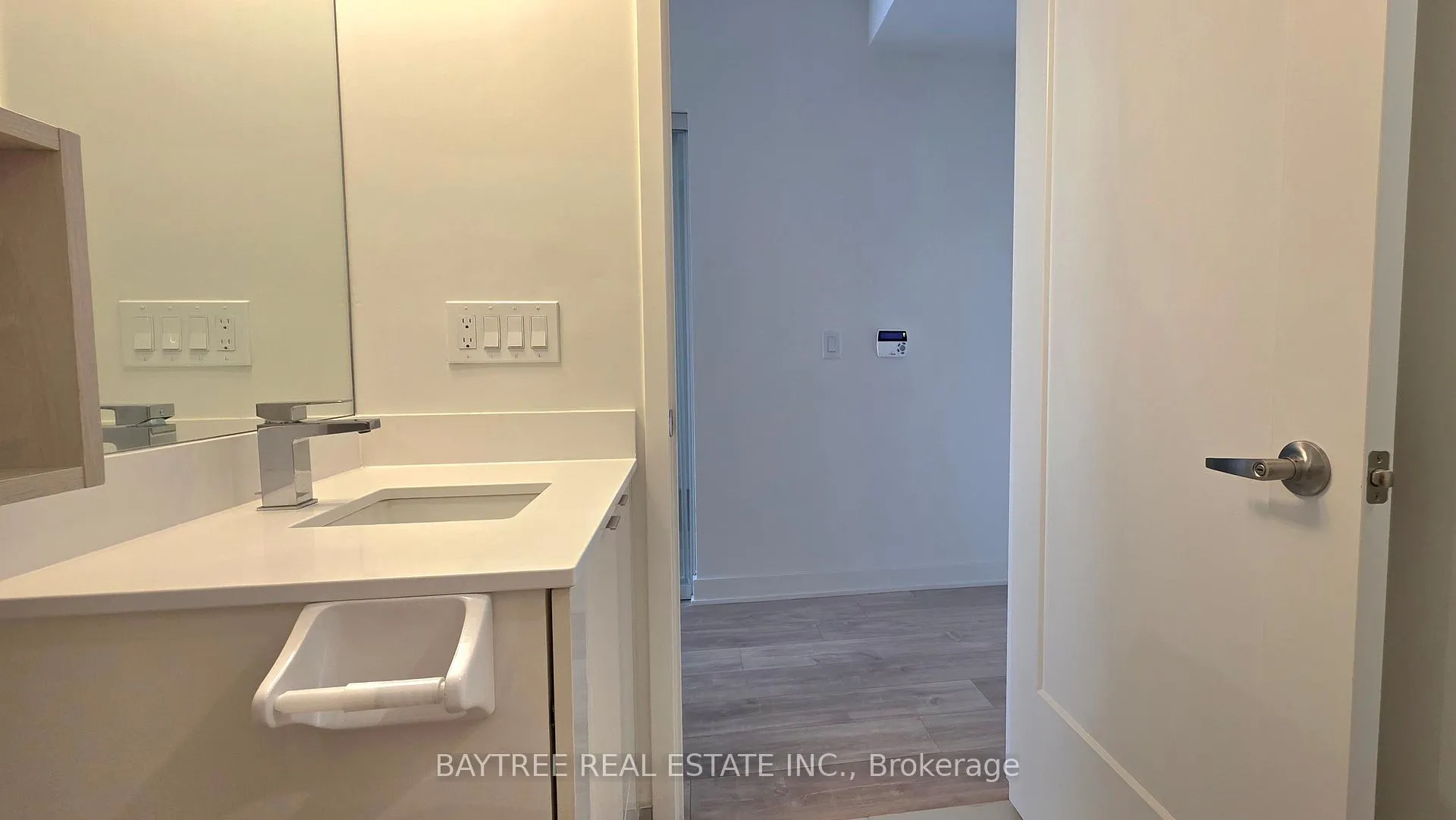 Photo 16 of Unit 1412 E, 70 Princess Street E, Toronto, Waterfront Communities — HOMEH