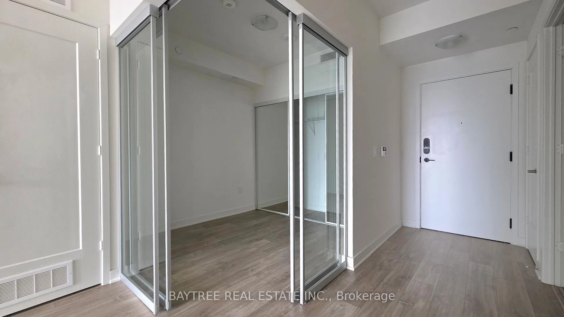 Photo 17 of Unit 1412 E, 70 Princess Street E, Toronto, Waterfront Communities — HOMEH