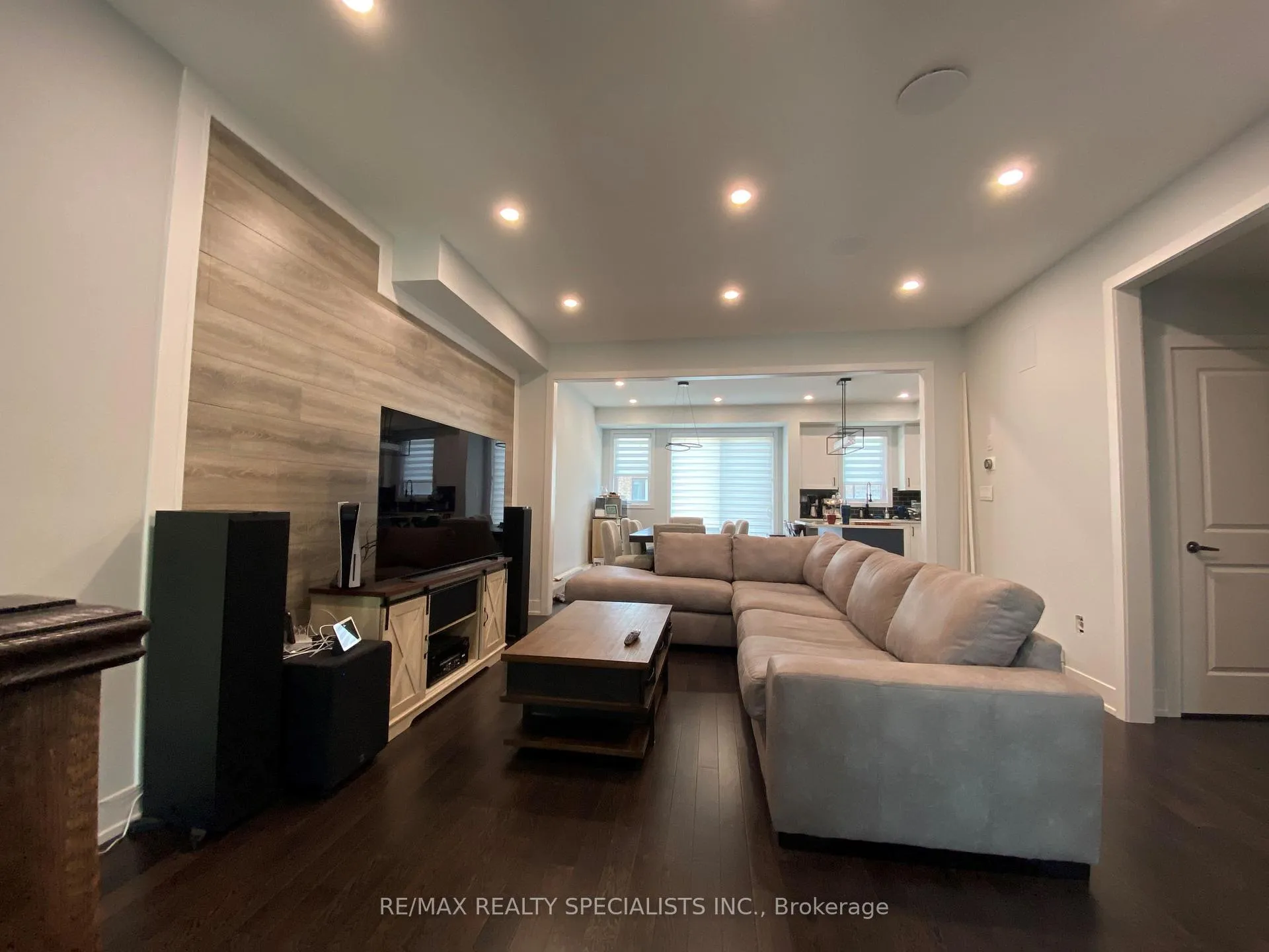 Photo 10 of 1458 Yellow Rose Circle, Oakville, Glen Abbey — HOMEH