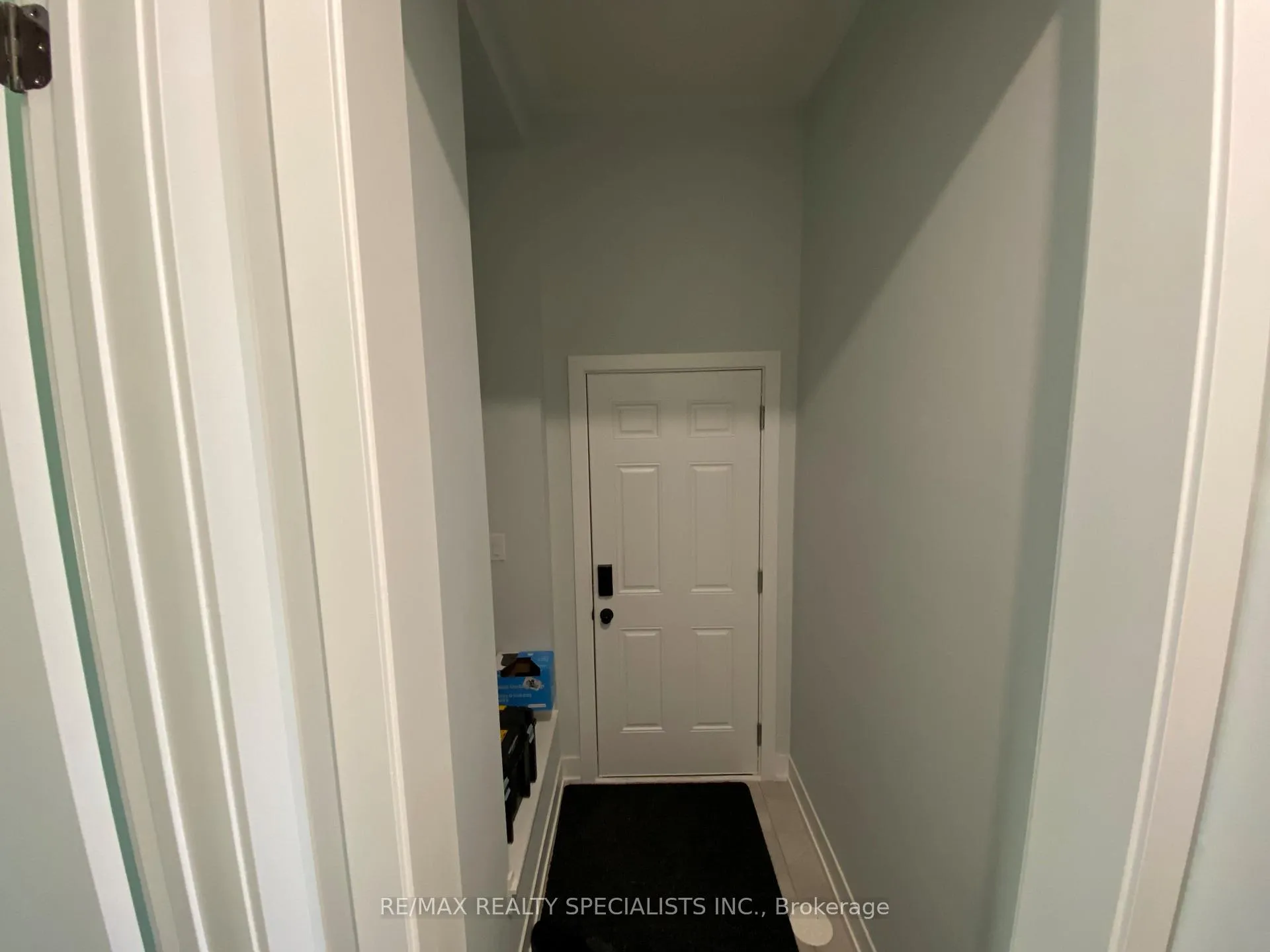 Photo 11 of 1458 Yellow Rose Circle, Oakville, Glen Abbey — HOMEH