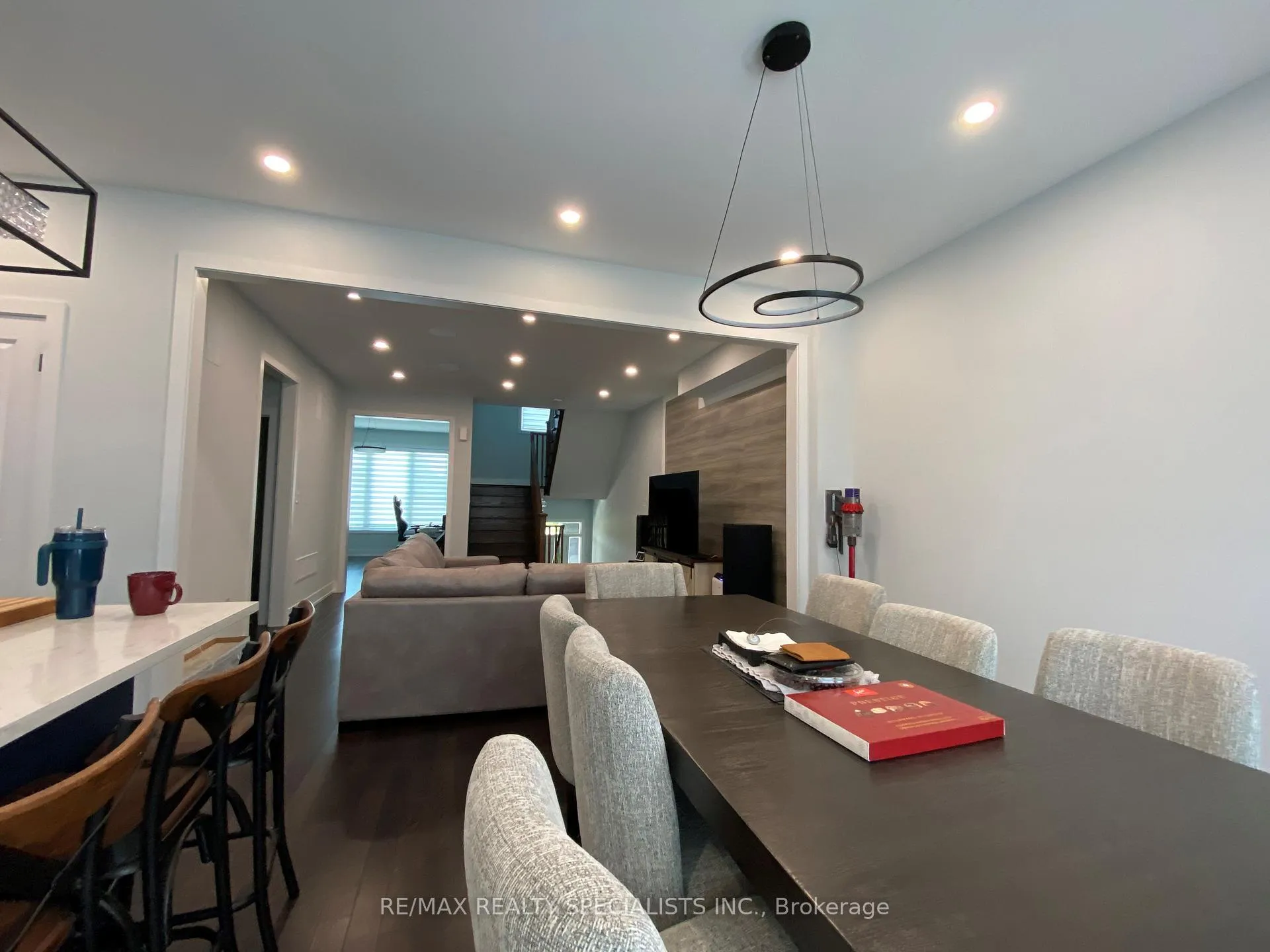 Photo 13 of 1458 Yellow Rose Circle, Oakville, Glen Abbey — HOMEH