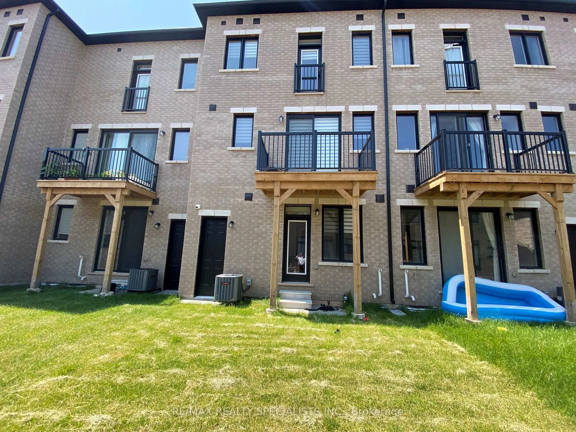 Photo 16 of 1458 Yellow Rose Circle, Oakville, Glen Abbey — HOMEH