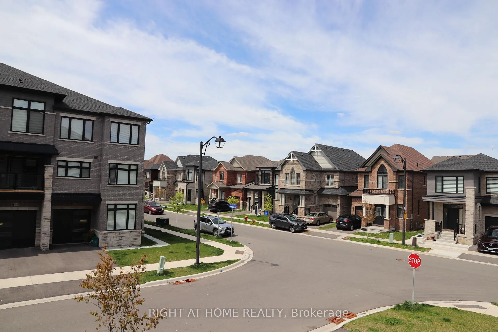 Photo 17 of 1541 Hilson Heights, Milton, Cobban — HOMEH