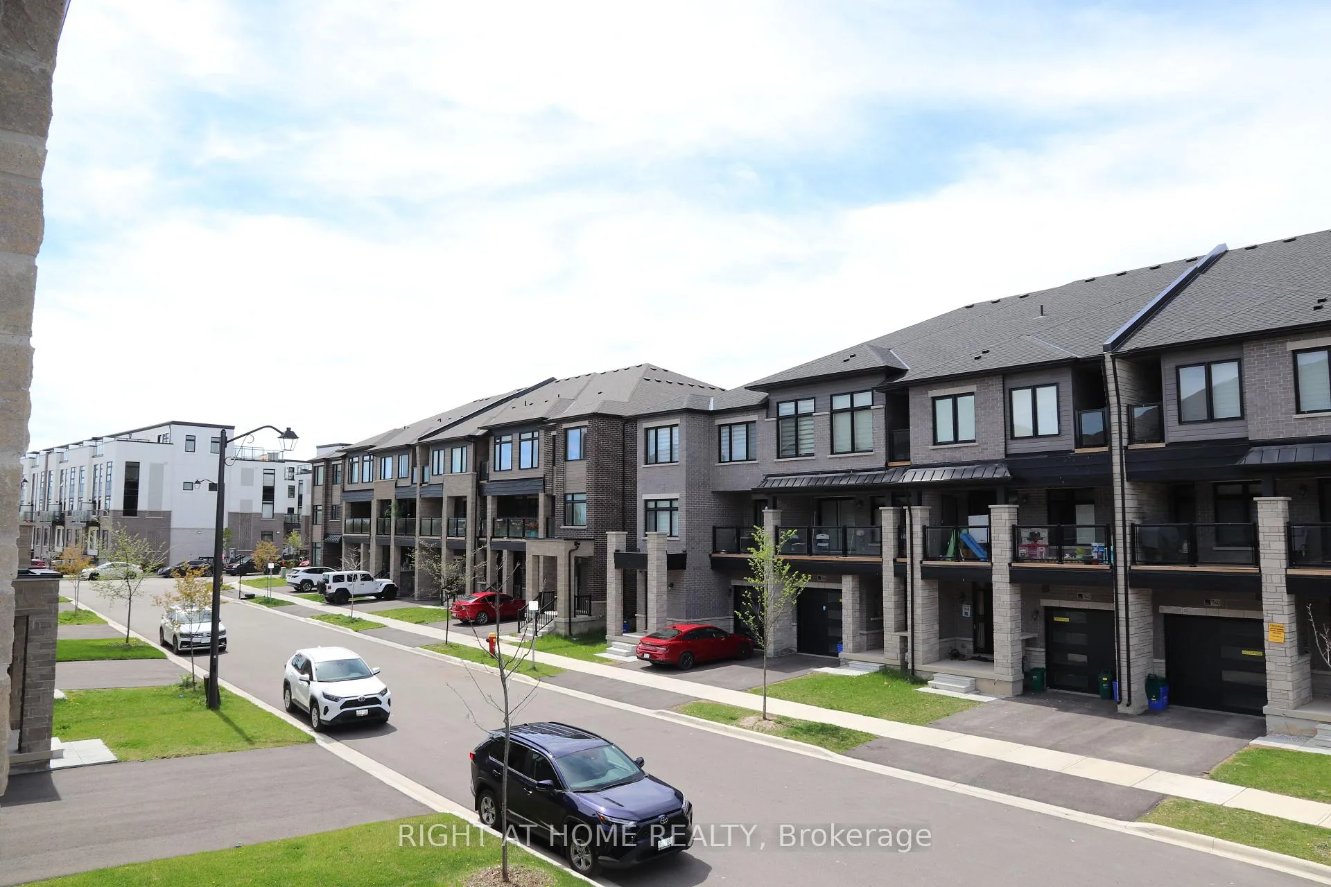 Photo 18 of 1541 Hilson Heights, Milton, Cobban — HOMEH