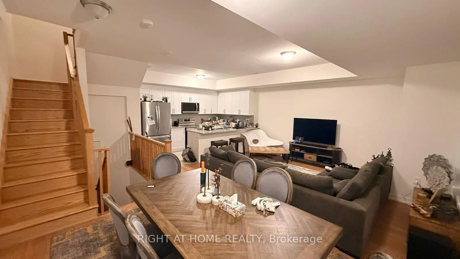 Photo 19 of 1541 Hilson Heights, Milton, Cobban — HOMEH