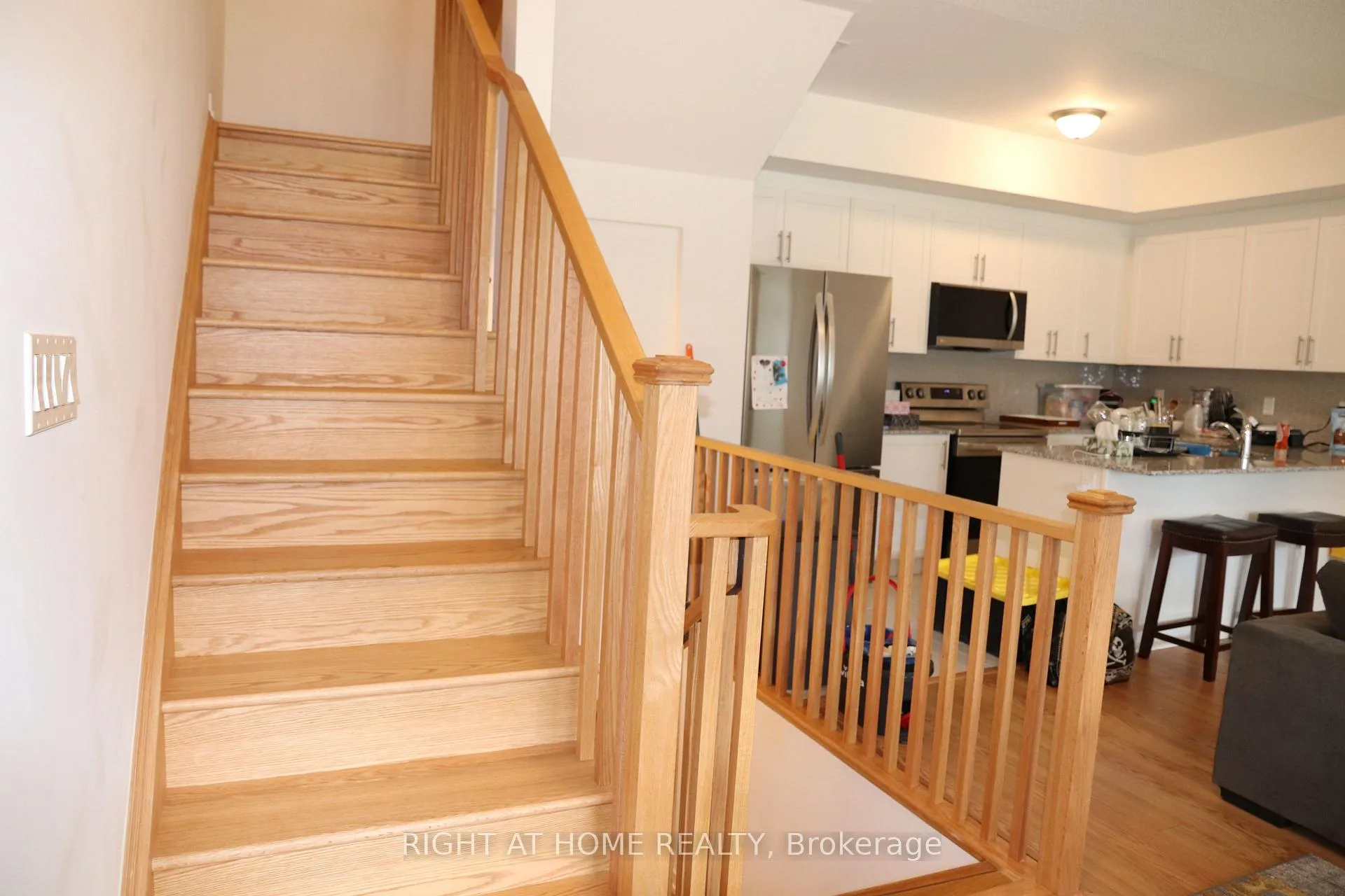 Photo 28 of 1541 Hilson Heights, Milton, Cobban — HOMEH