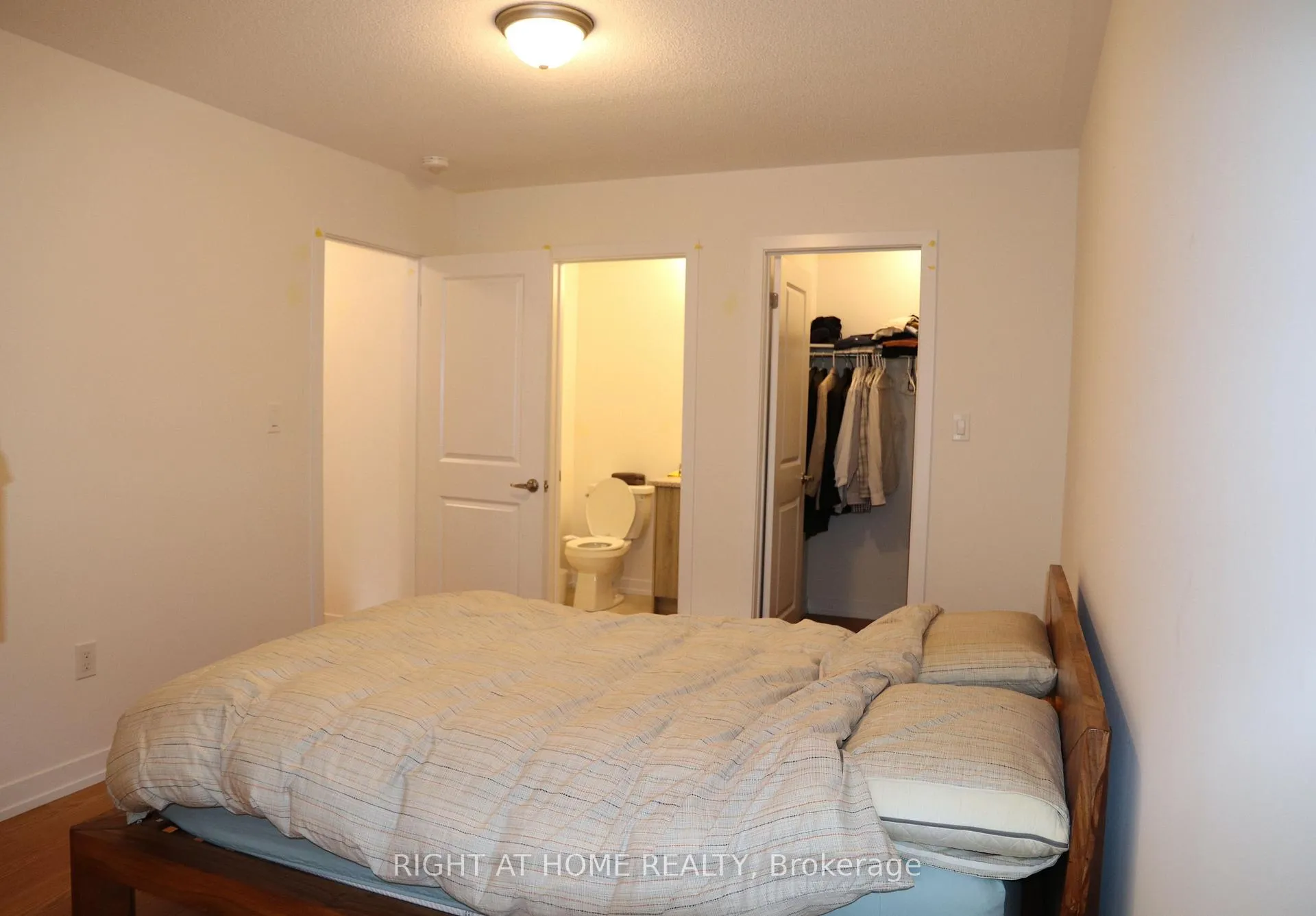 Photo 32 of 1541 Hilson Heights, Milton, Cobban — HOMEH