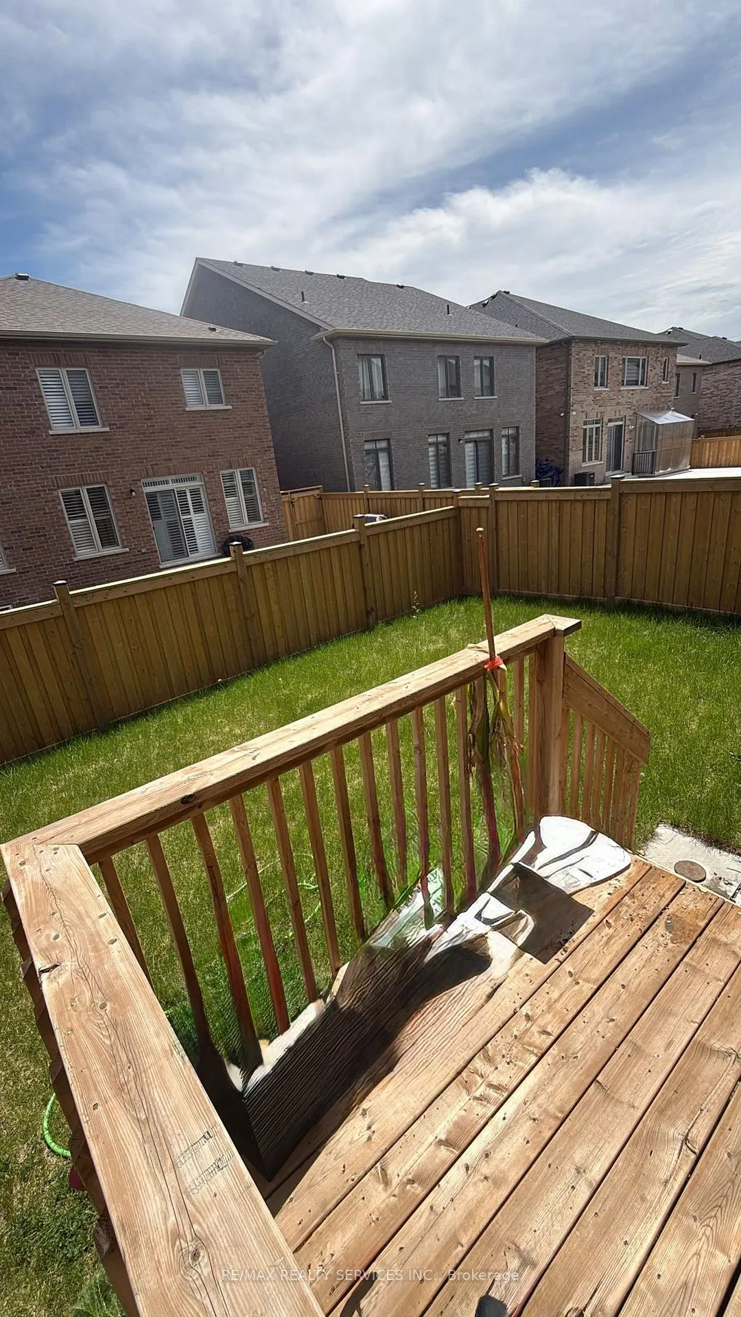 Photo 16 of 37 Bavenden Crescent, Brampton, Credit Valley — HOMEH
