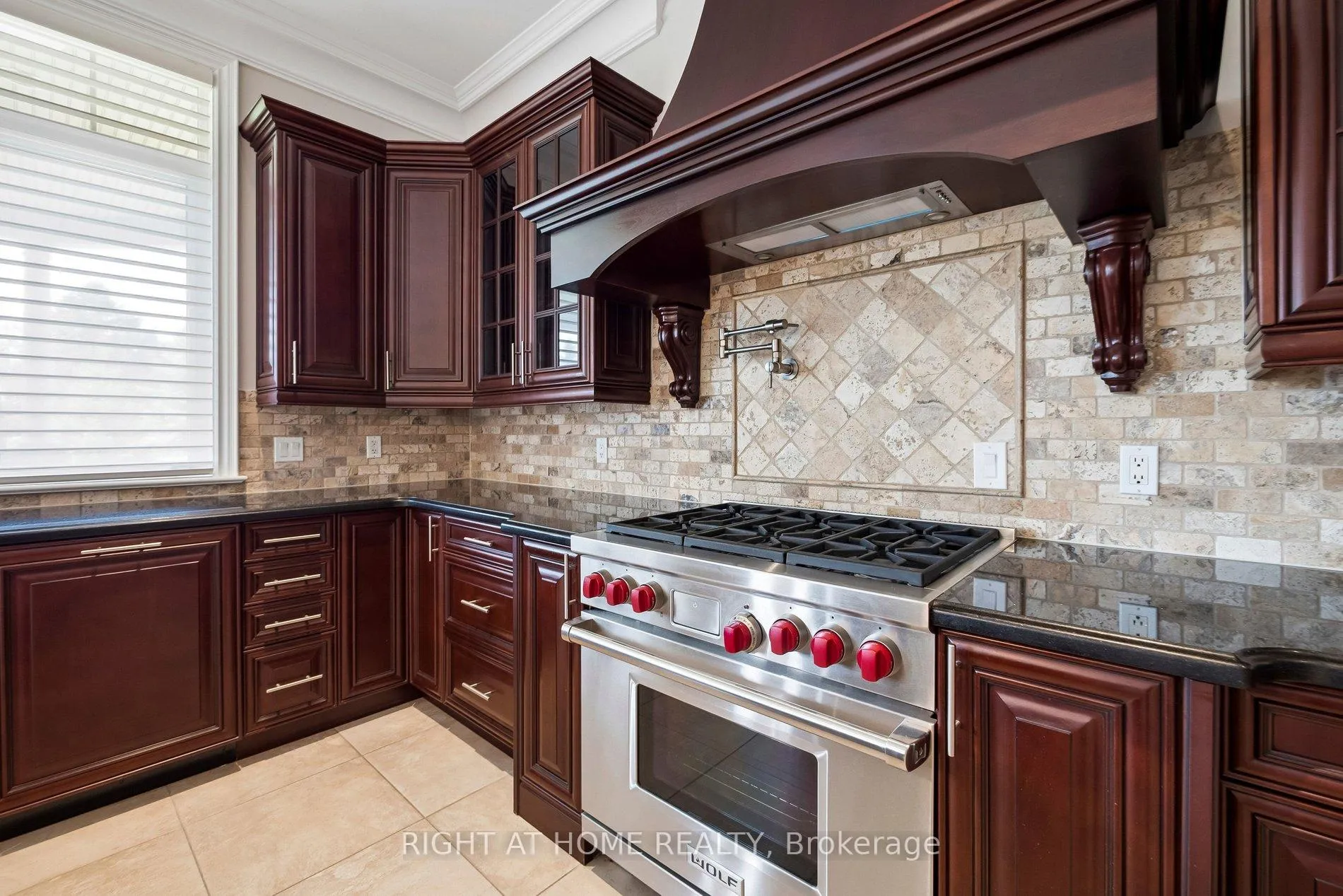 Photo 15 of 18 Bice Court, Clarington, Rural Clarington — HOMEH