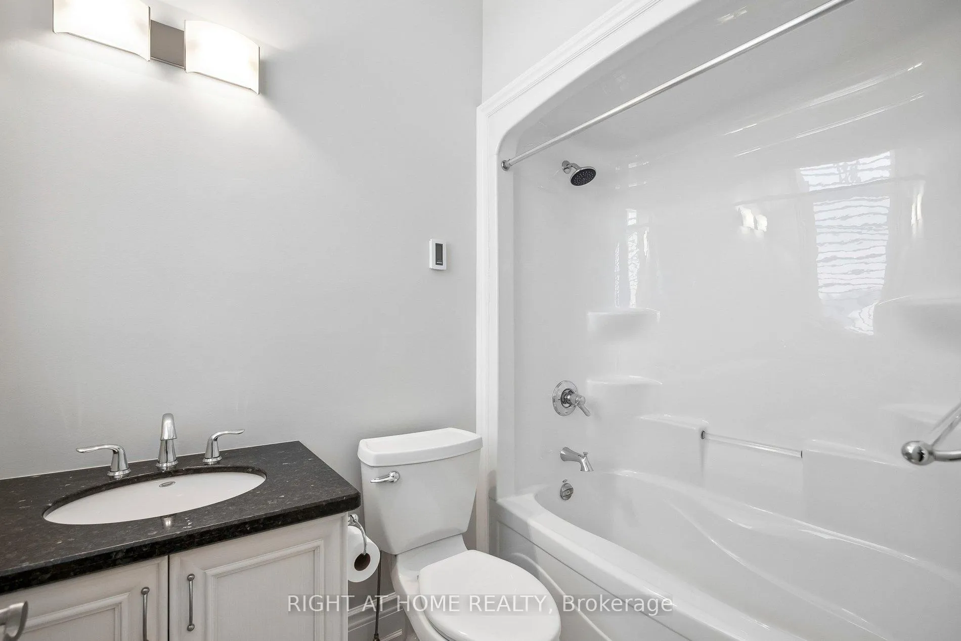Photo 22 of 18 Bice Court, Clarington, Rural Clarington — HOMEH