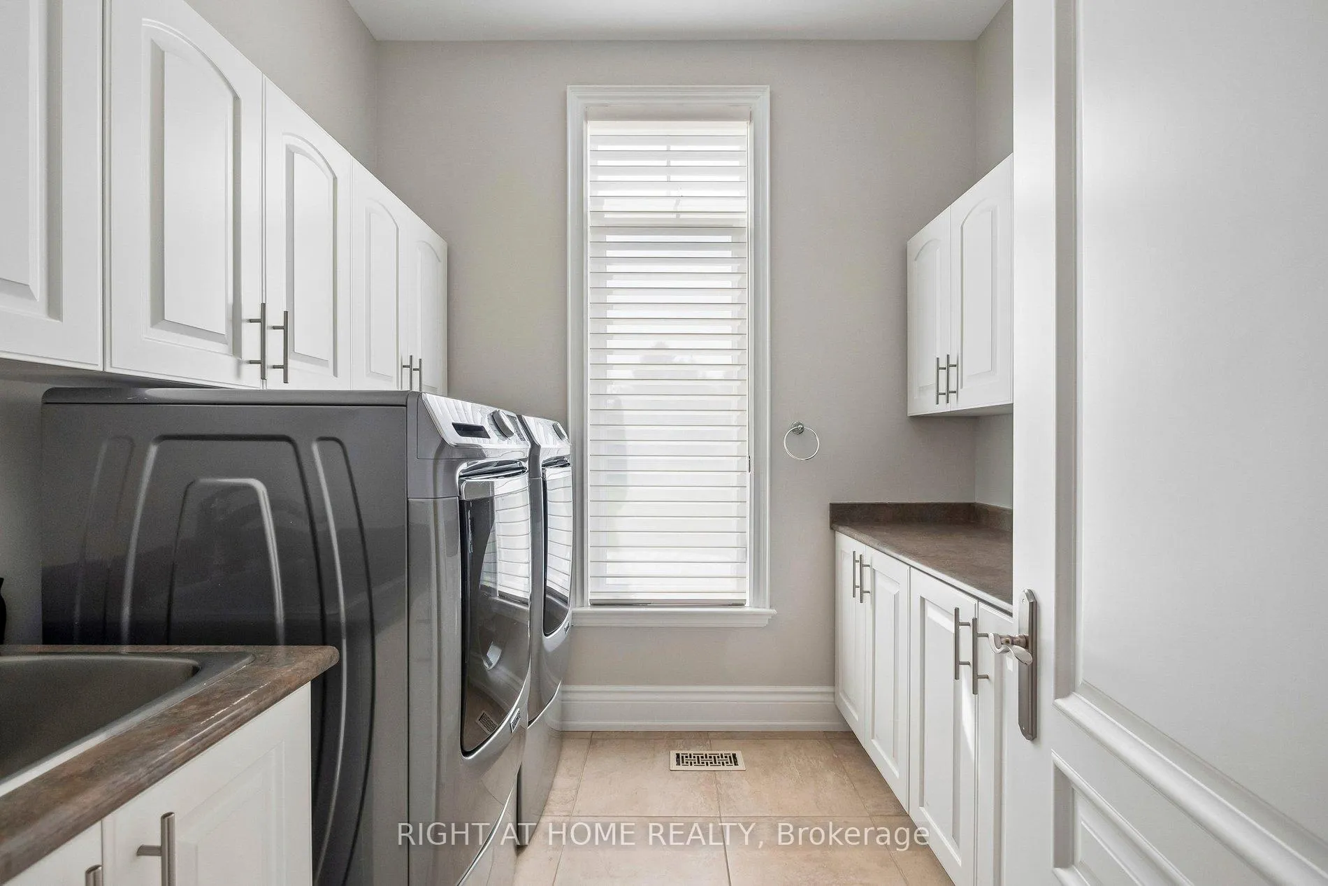 Photo 29 of 18 Bice Court, Clarington, Rural Clarington — HOMEH