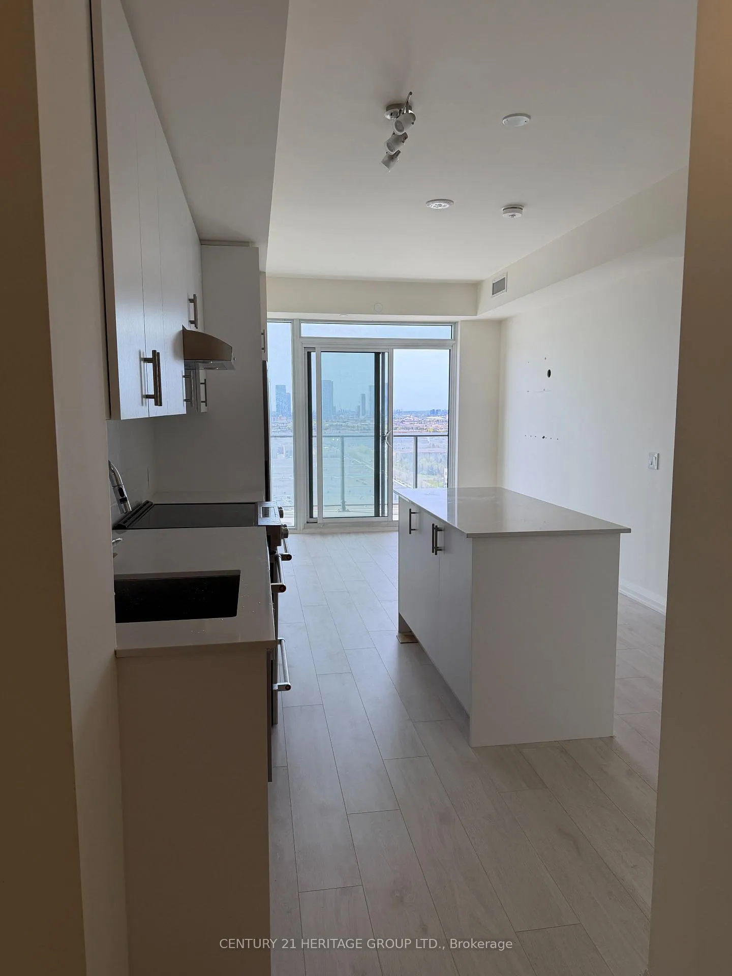 Photo 4 of Unit 1523, 8960 Jane Street S, Vaughan, Vellore Village — HOMEH