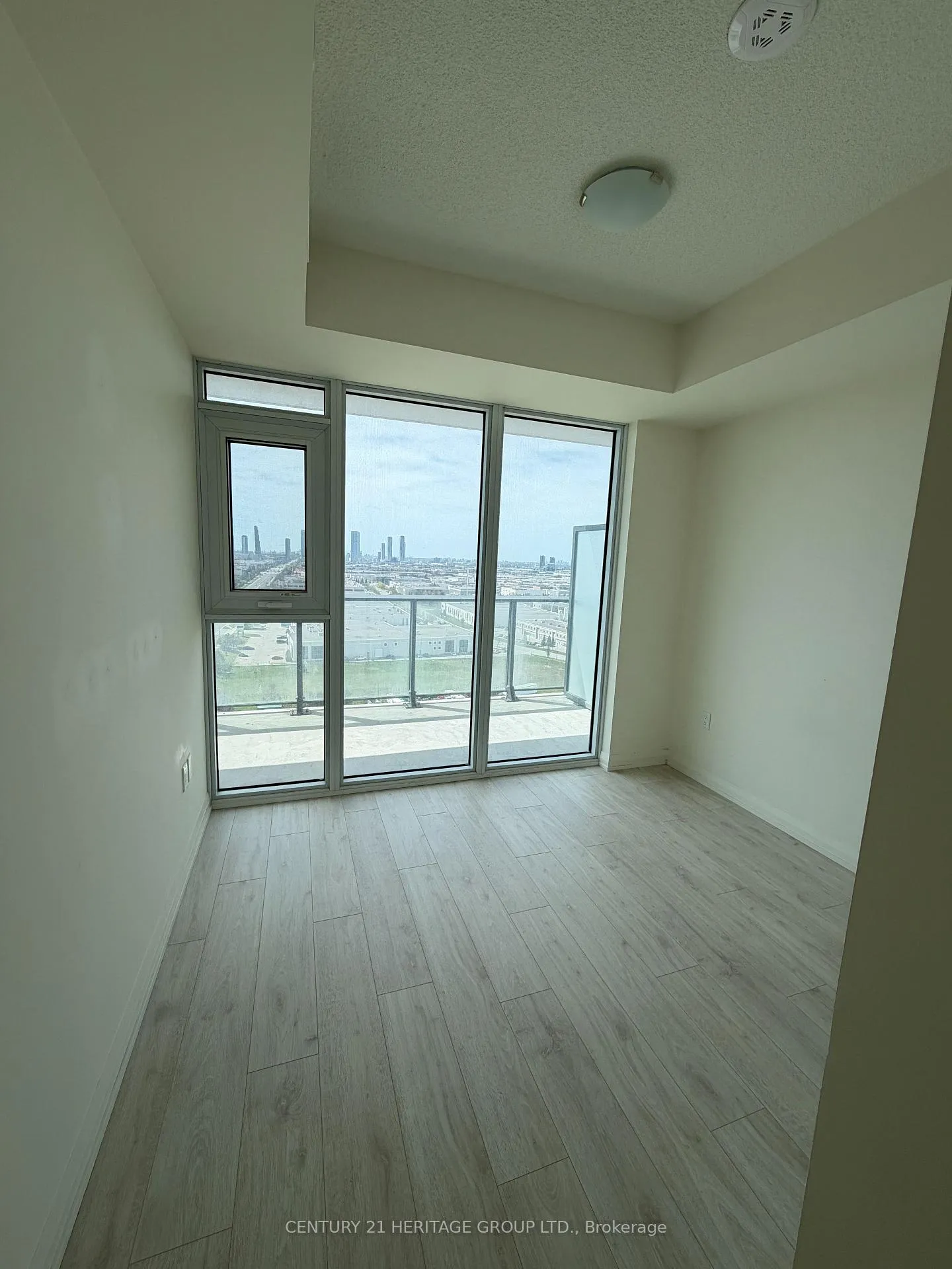 Photo 9 of Unit 1523, 8960 Jane Street S, Vaughan, Vellore Village — HOMEH