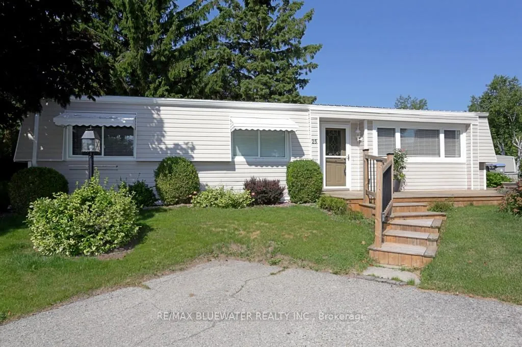 Photo 2 of 25 Maple Grove Court W, South Huron, Stephen — HOMEH