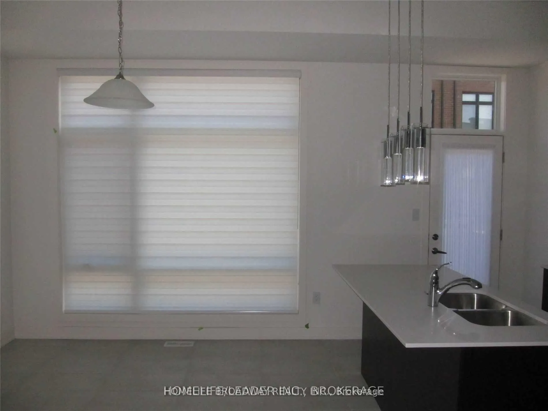 Photo 3 of 2 Benoit Street, Vaughan, Vellore Village — HOMEH