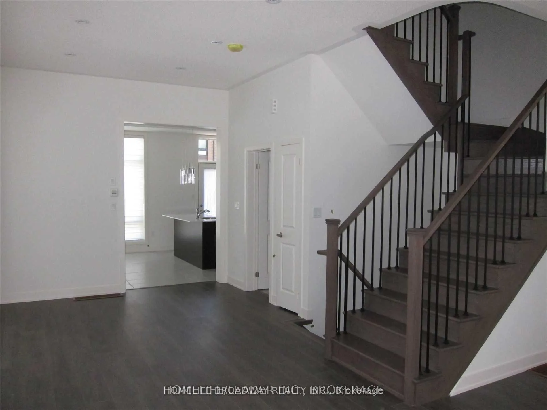 Photo 9 of 2 Benoit Street, Vaughan, Vellore Village — HOMEH