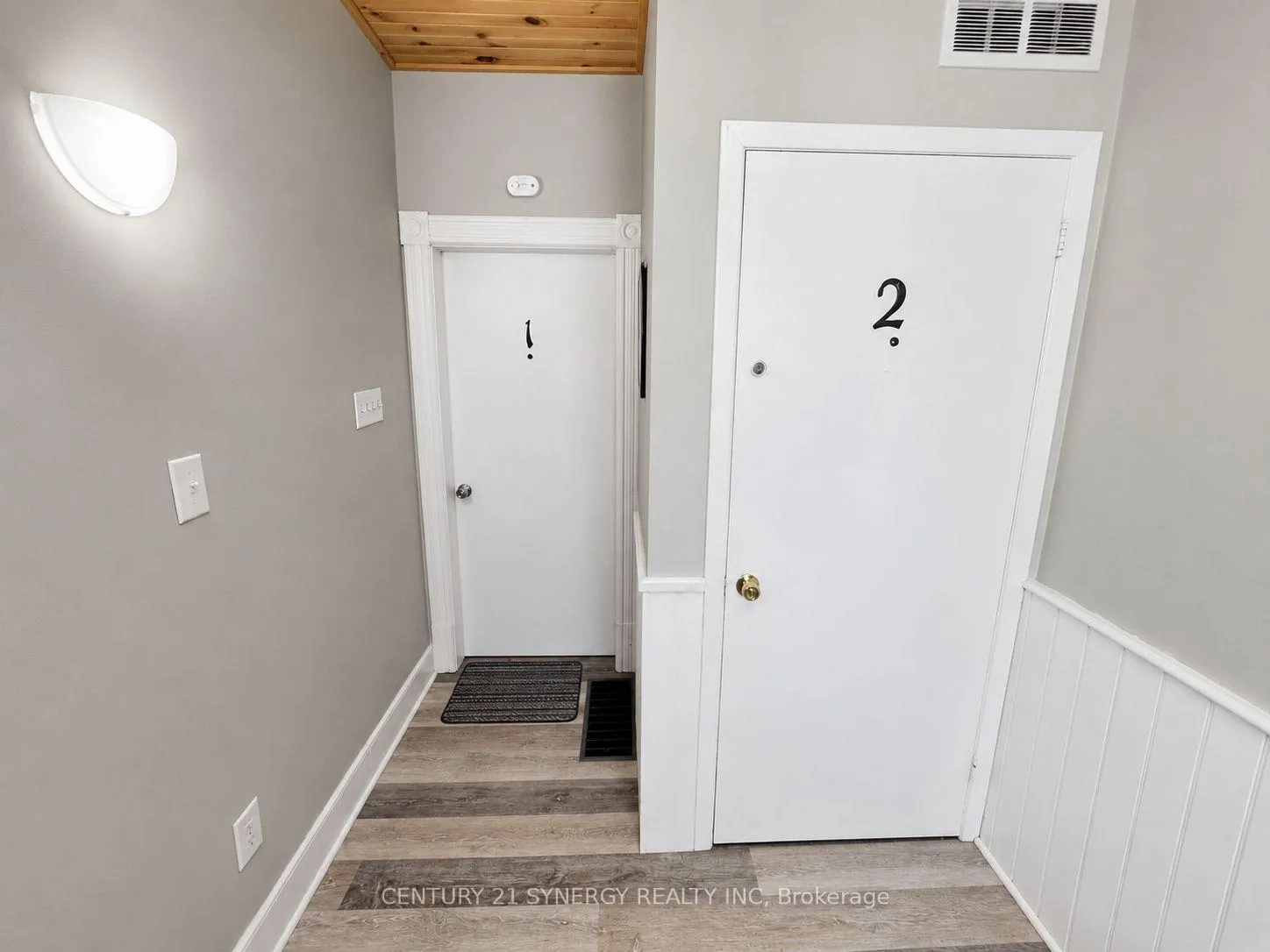 Photo 8 of 164 Chambers Street, Smiths Falls — HOMEH