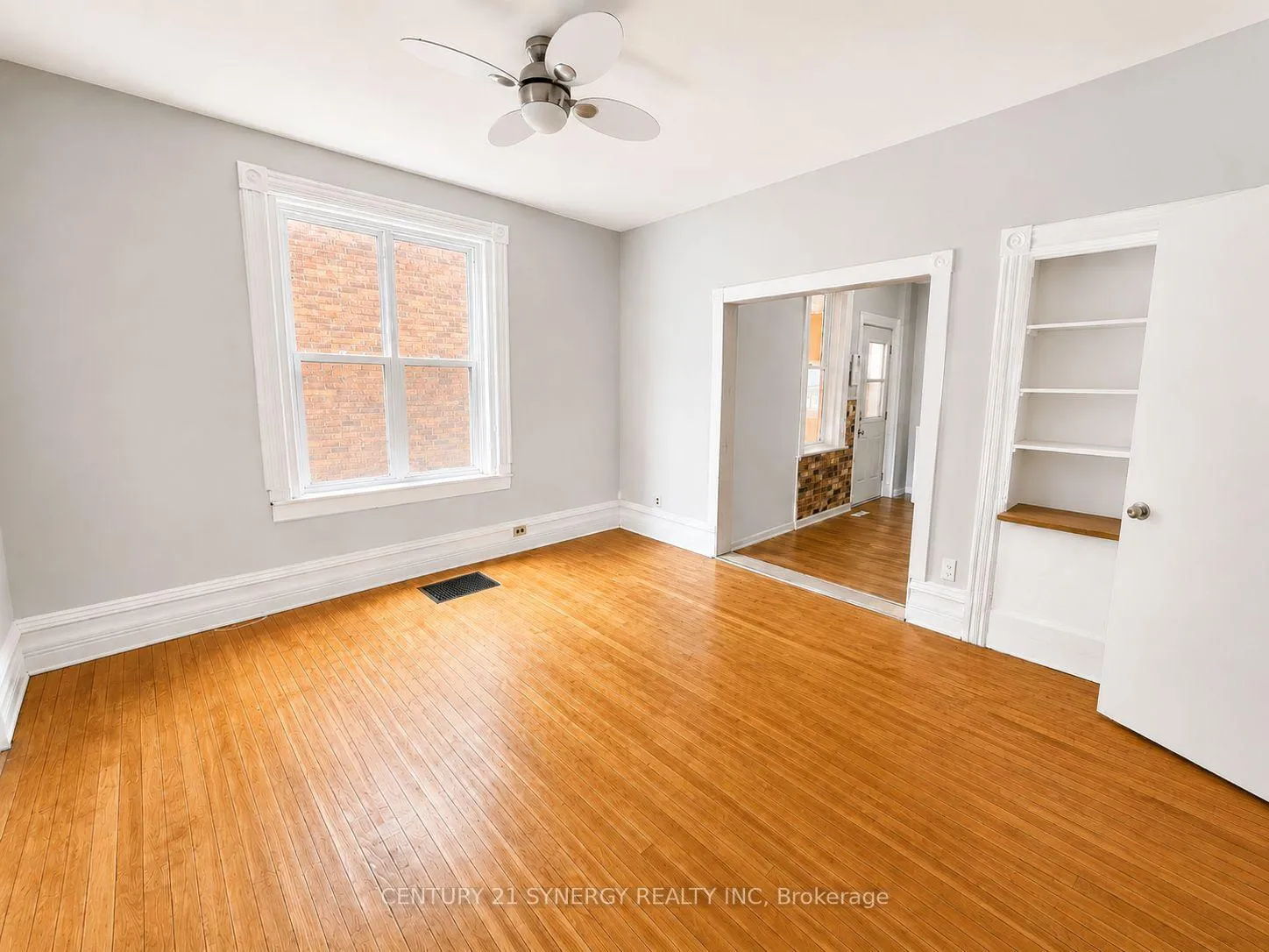 Photo 12 of 164 Chambers Street, Smiths Falls — HOMEH
