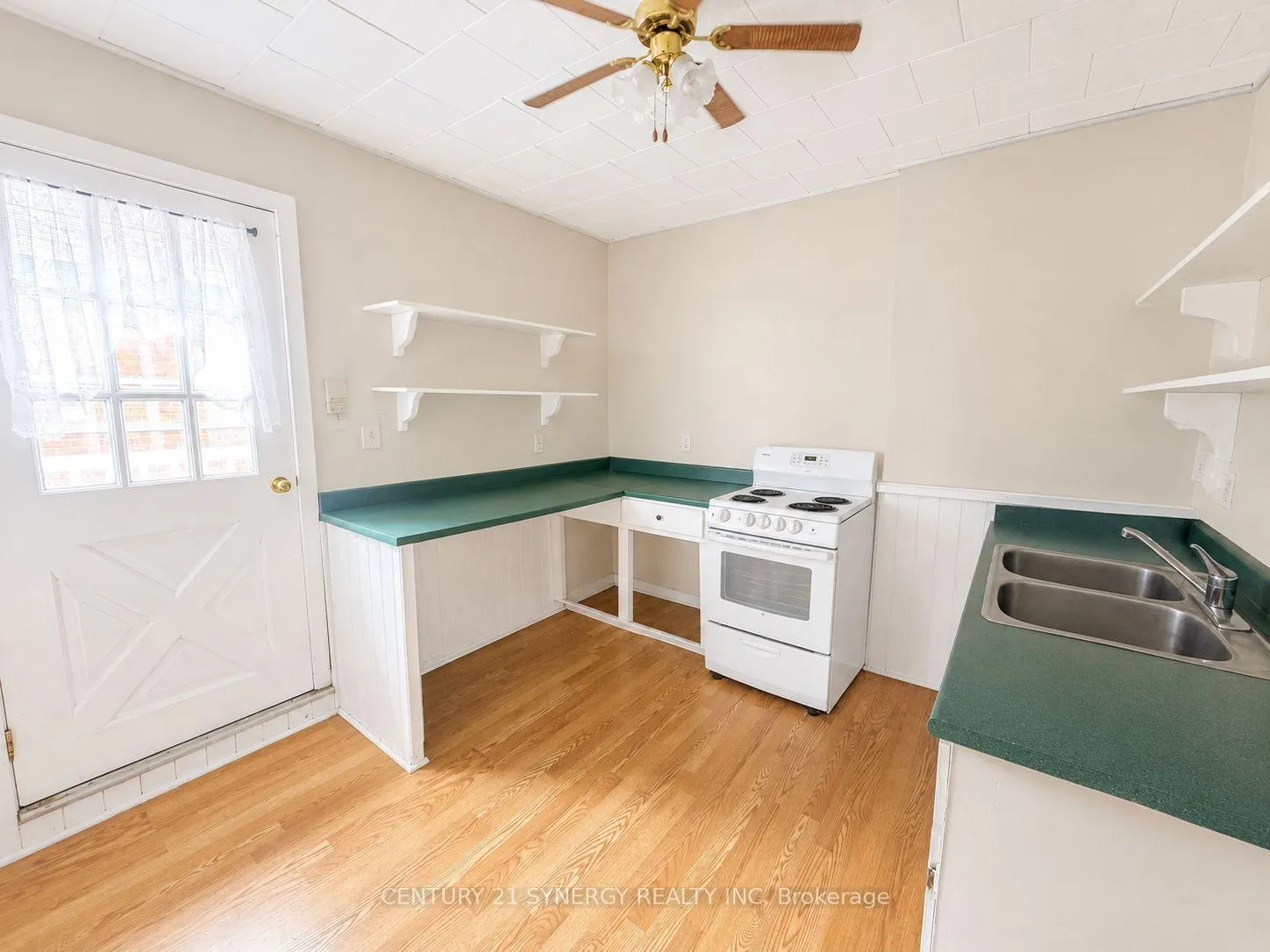 Photo 25 of 164 Chambers Street, Smiths Falls — HOMEH