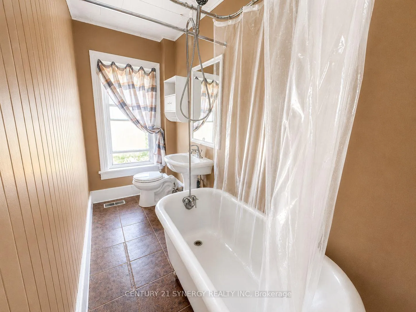 Photo 26 of 164 Chambers Street, Smiths Falls — HOMEH