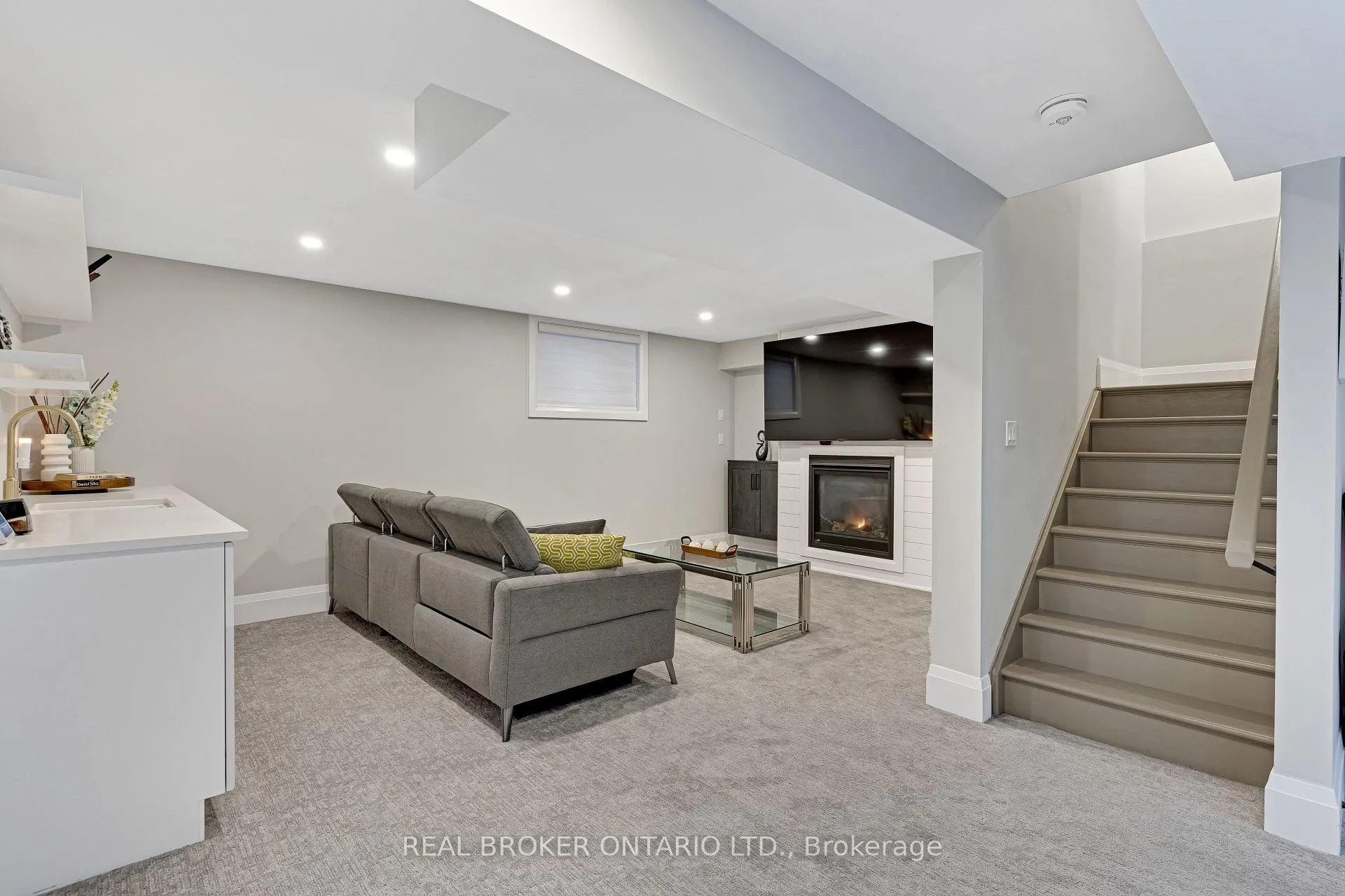 Photo 35 of 610 Conners Drive, North Perth, Listowel — HOMEH